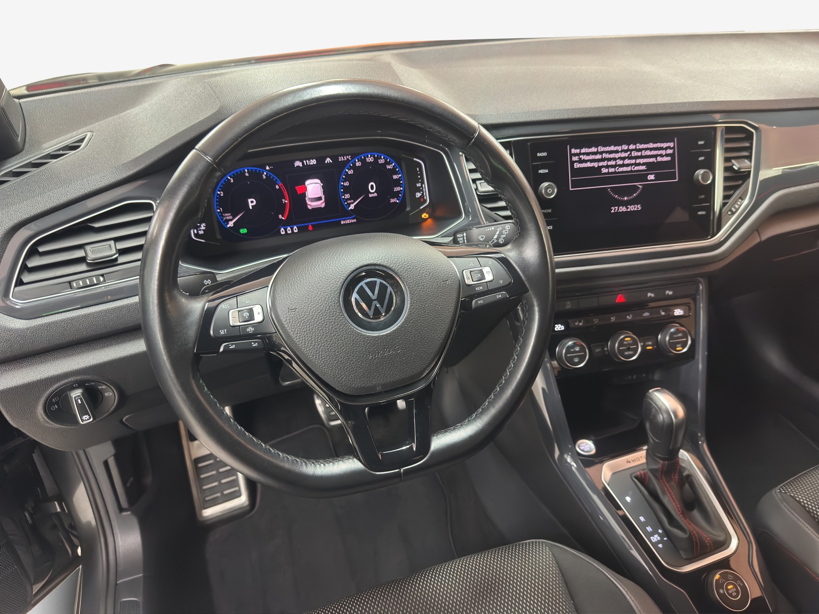 VW T-Roc 2.0 TSI Sport DSG 4Motion-image-9