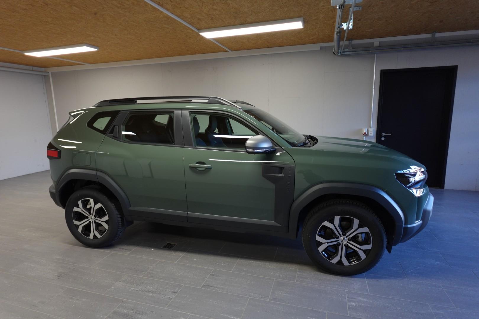 DACIA Duster 1.2 TCe Journey 4WD-image-4