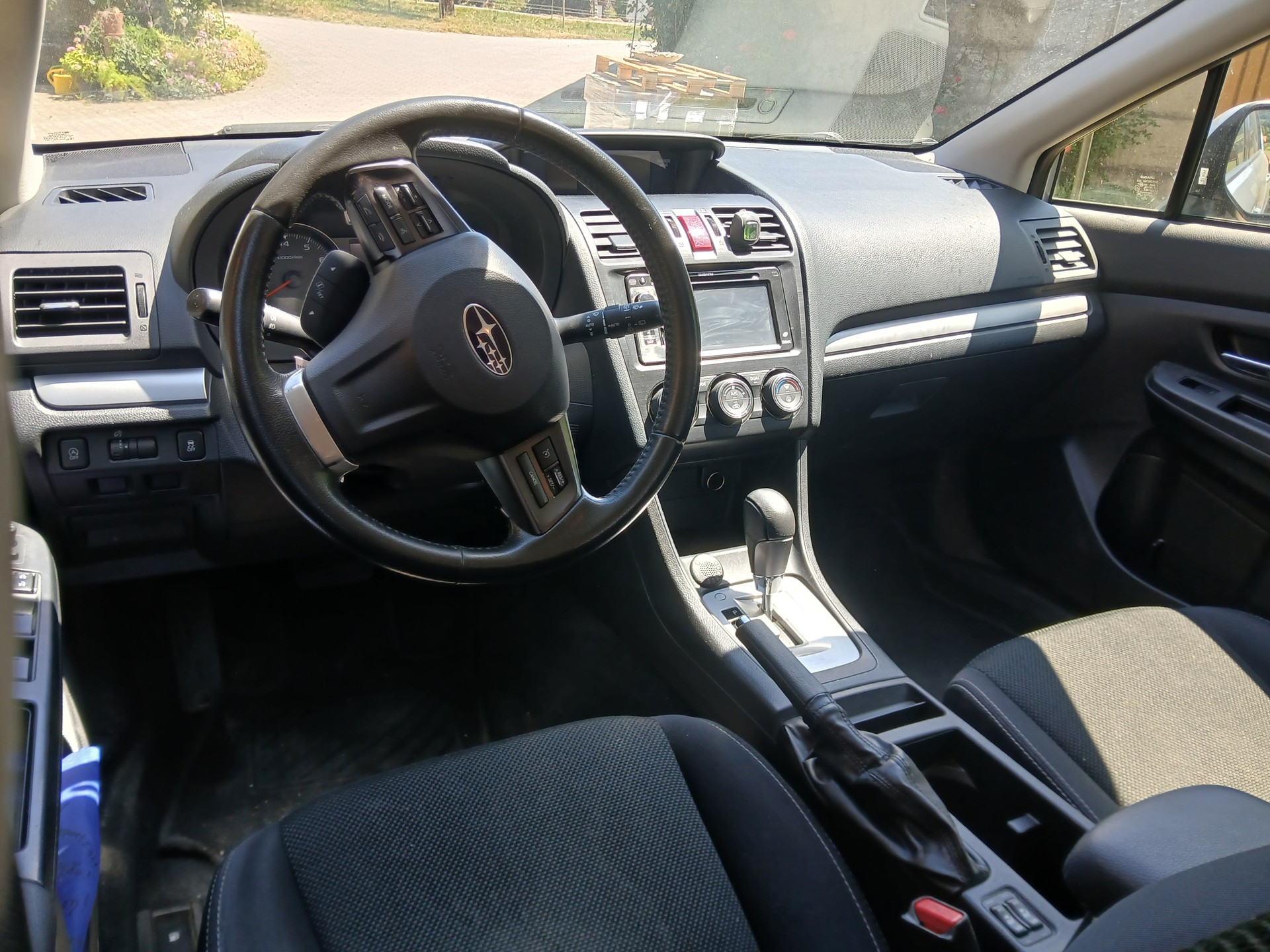 SUBARU 2.0i Swiss Two-image-4