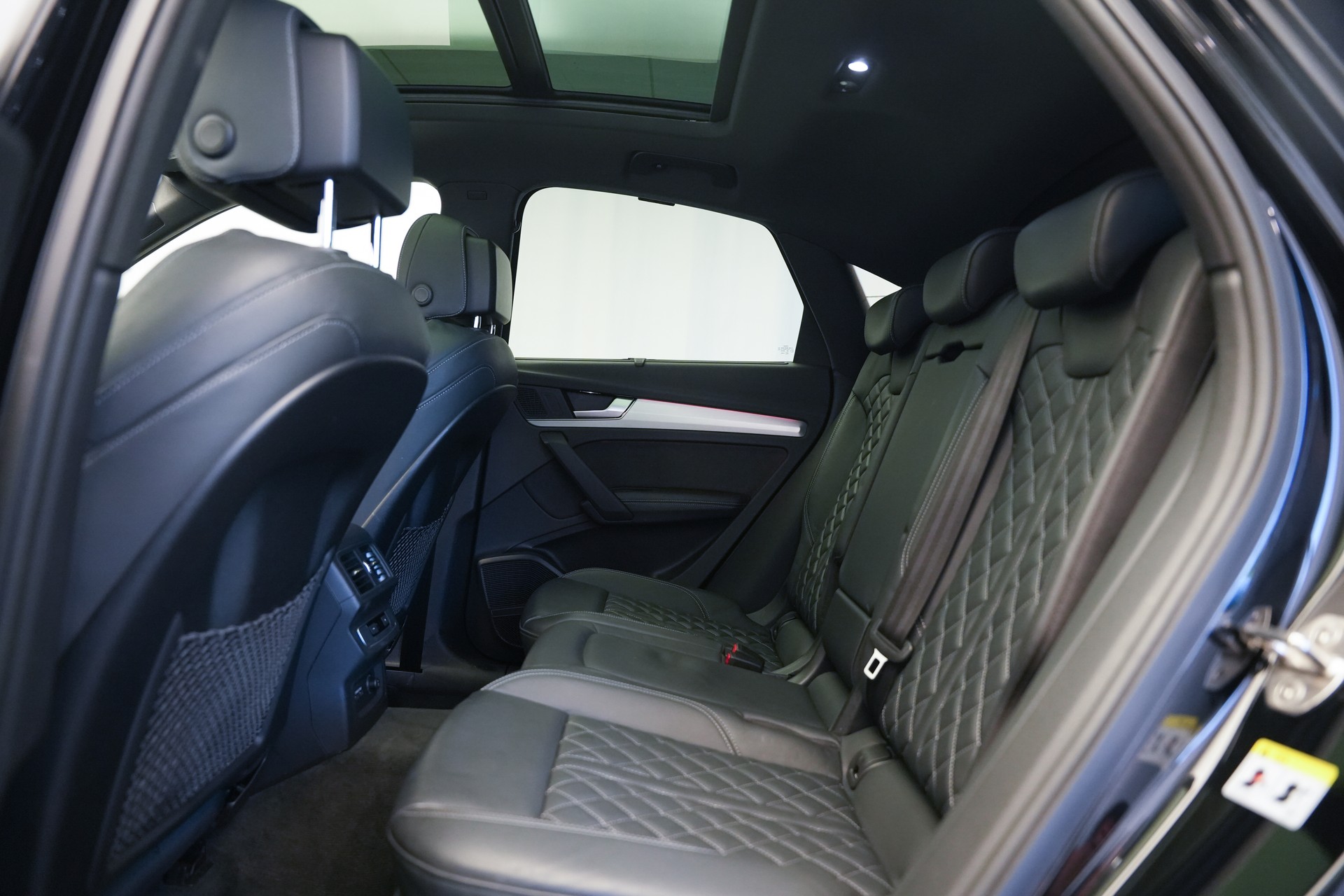 AUDI SQ5 TFSI quattro S-tronic *CH-Fahrzeug* *Panorama* *Luftfahrwerk* *B&O*-image-16
