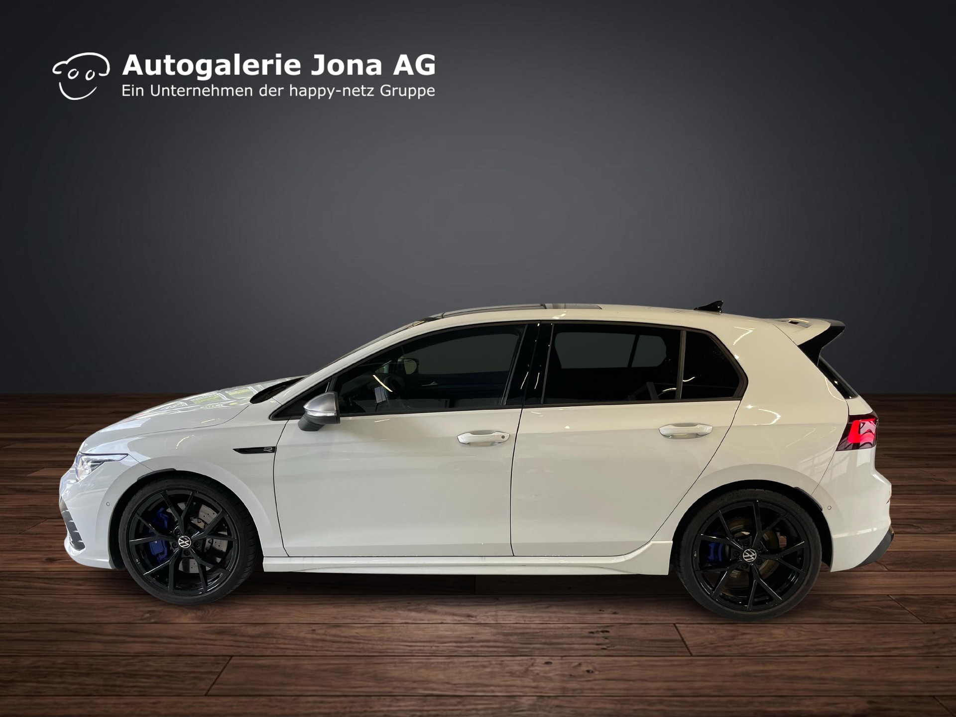 VW Golf VIII 2.0 TSI R Performance DSG 4motion-image-1
