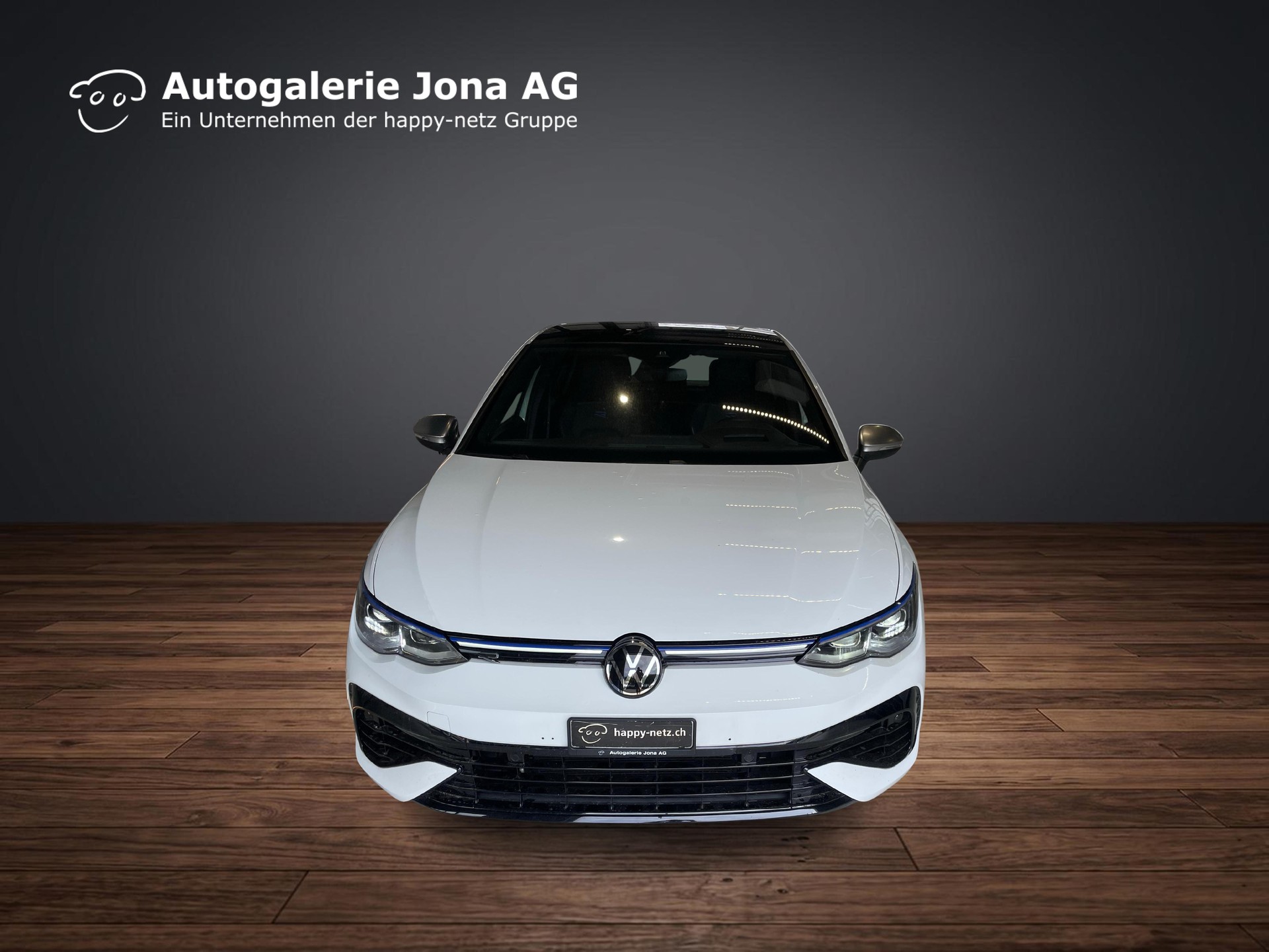 VW Golf VIII 2.0 TSI R Performance DSG 4motion-image-4
