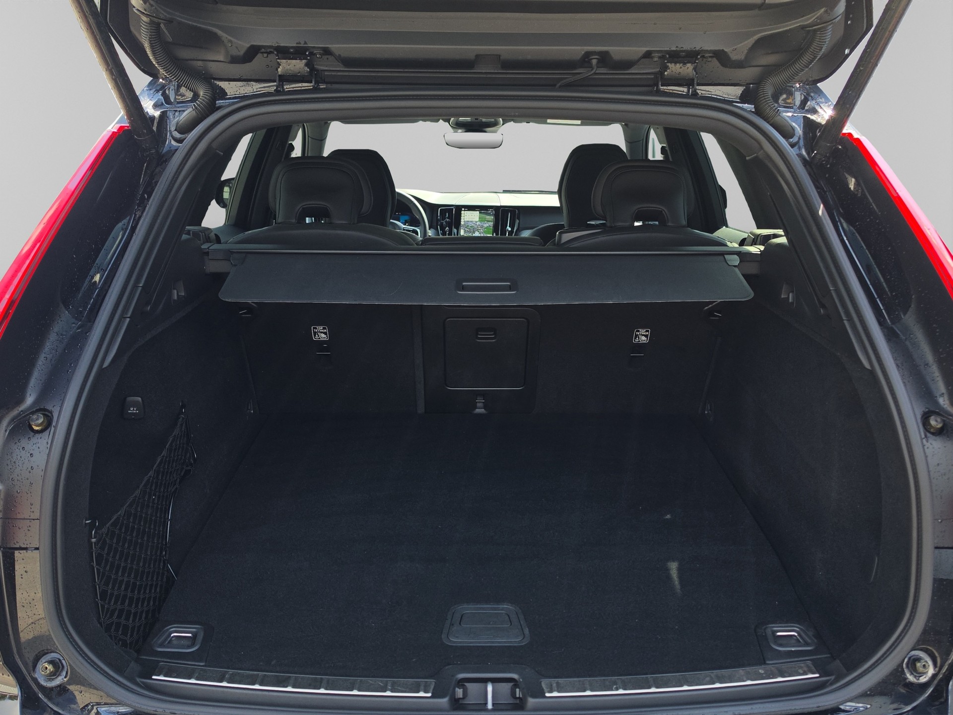 VOLVO XC60 2.0 T8 TE XCENTRIC Black Edition eAWD-image-14