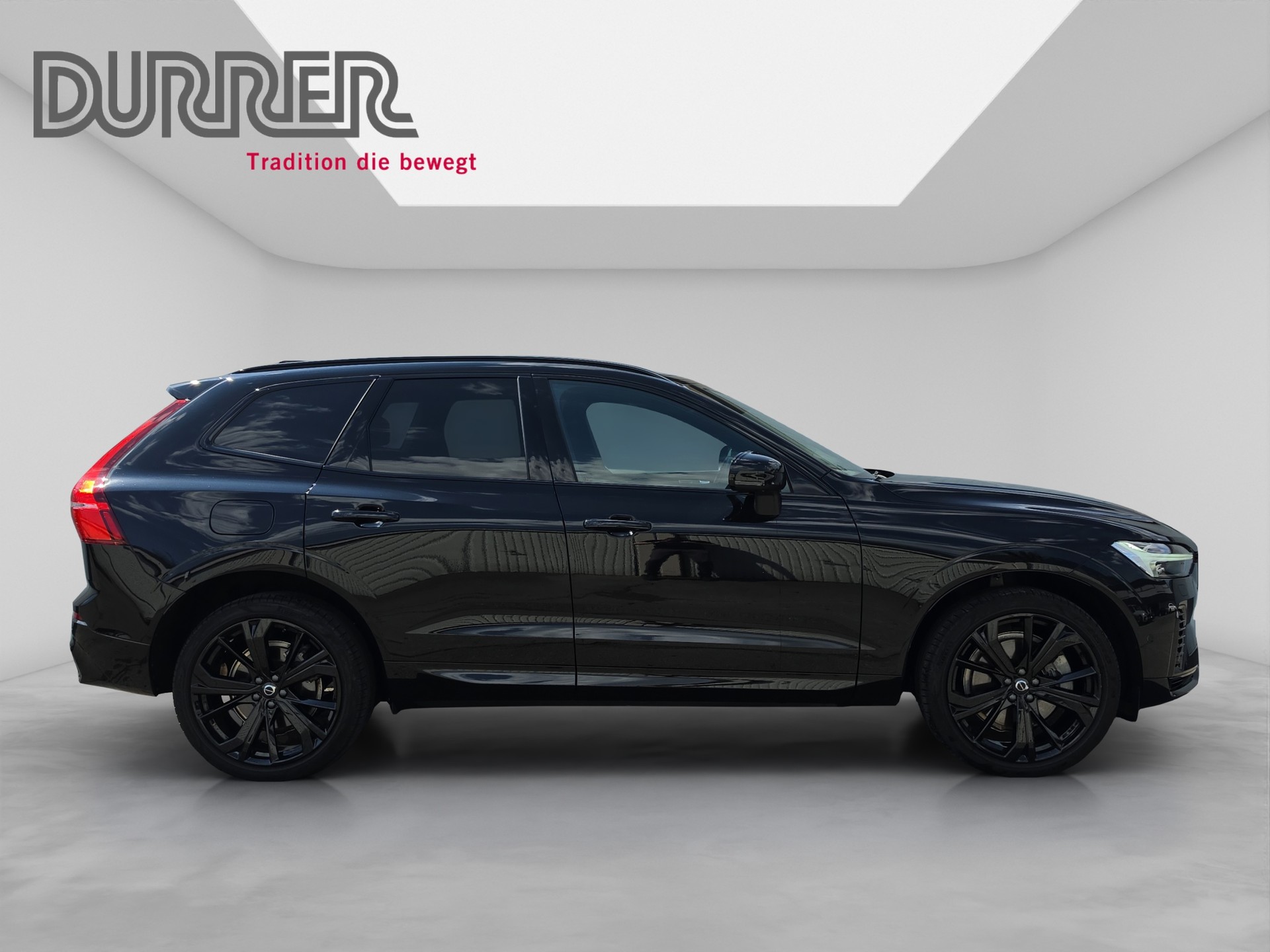 VOLVO XC60 2.0 T8 TE XCENTRIC Black Edition eAWD-image-4