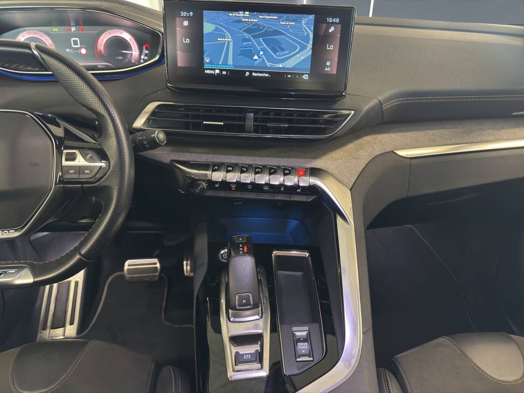 PEUGEOT 3008 1.5 BlueHDi GT Pack EAT8-image-6