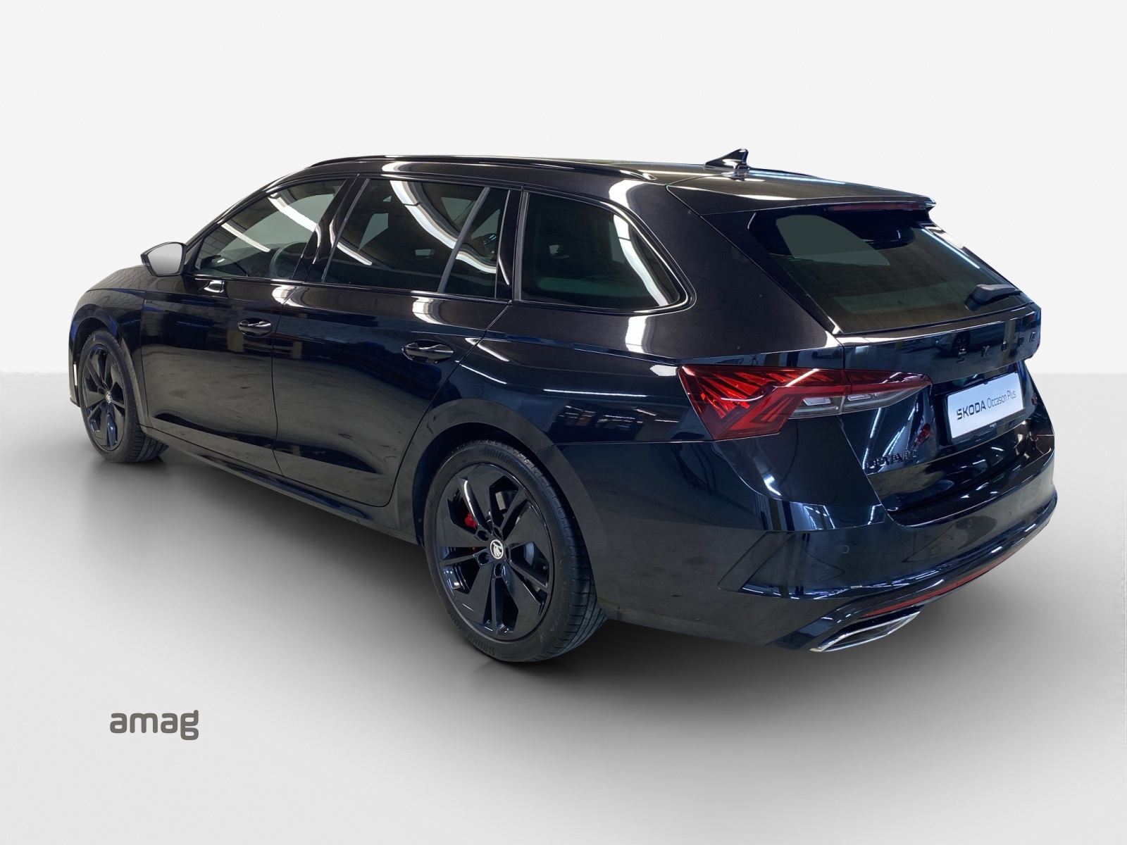 SKODA Octavia Combi 2.0 TSI DSG RS-showroom-element-2