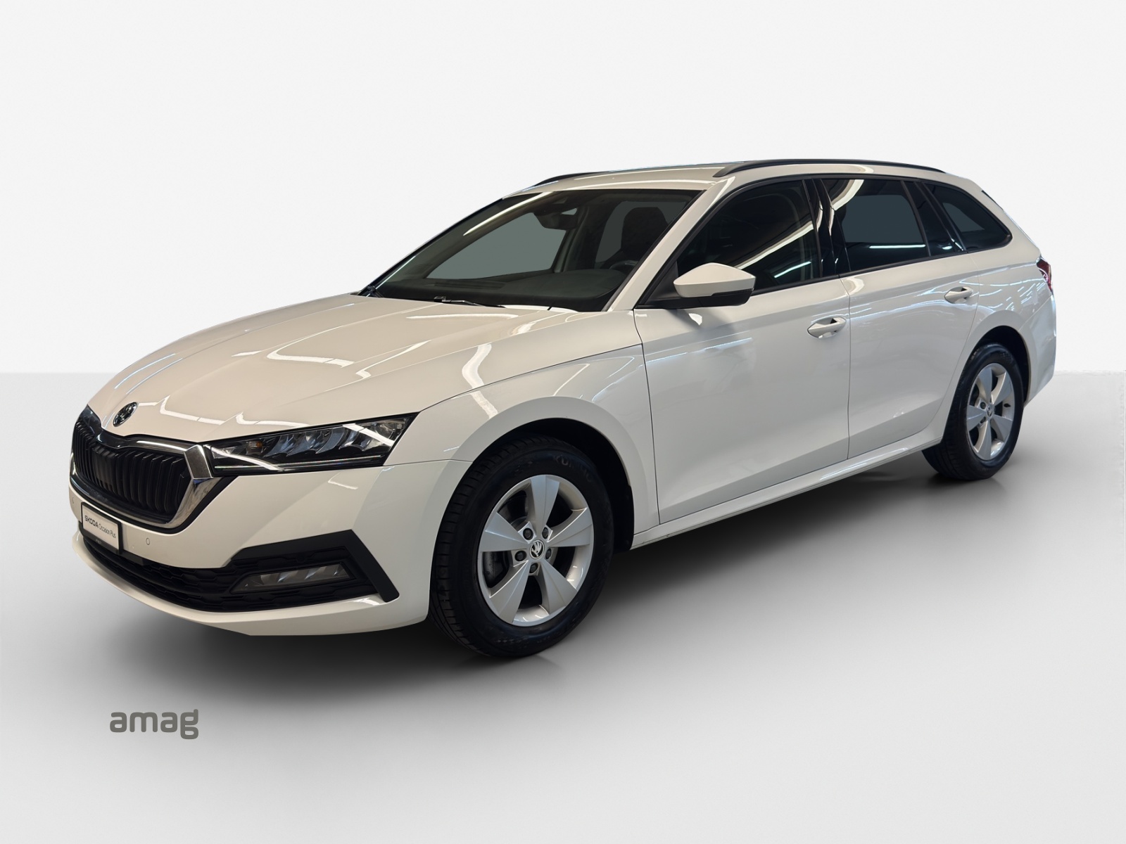 SKODA Octavia Combi 2.0 TDI DSG Ambition-image-0