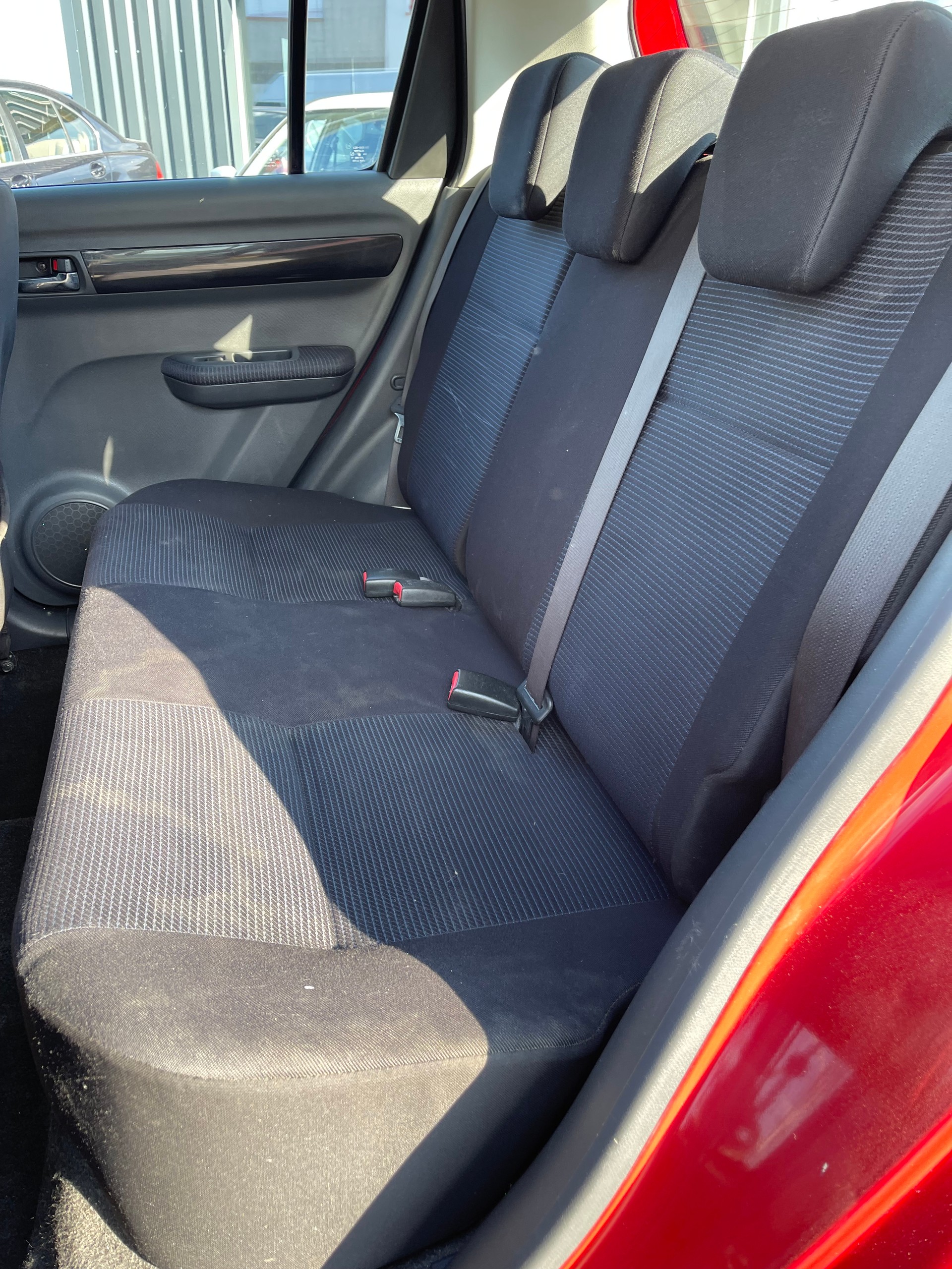 SUZUKI Swift 1.3i 16V GL Top 4x4 ** Frisch Ab MFK: 28.08.2026 ** **-image-11