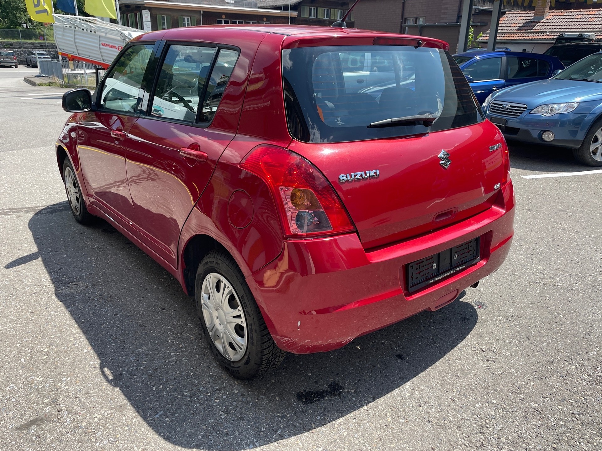 SUZUKI Swift 1.3i 16V GL Top 4x4-image-3