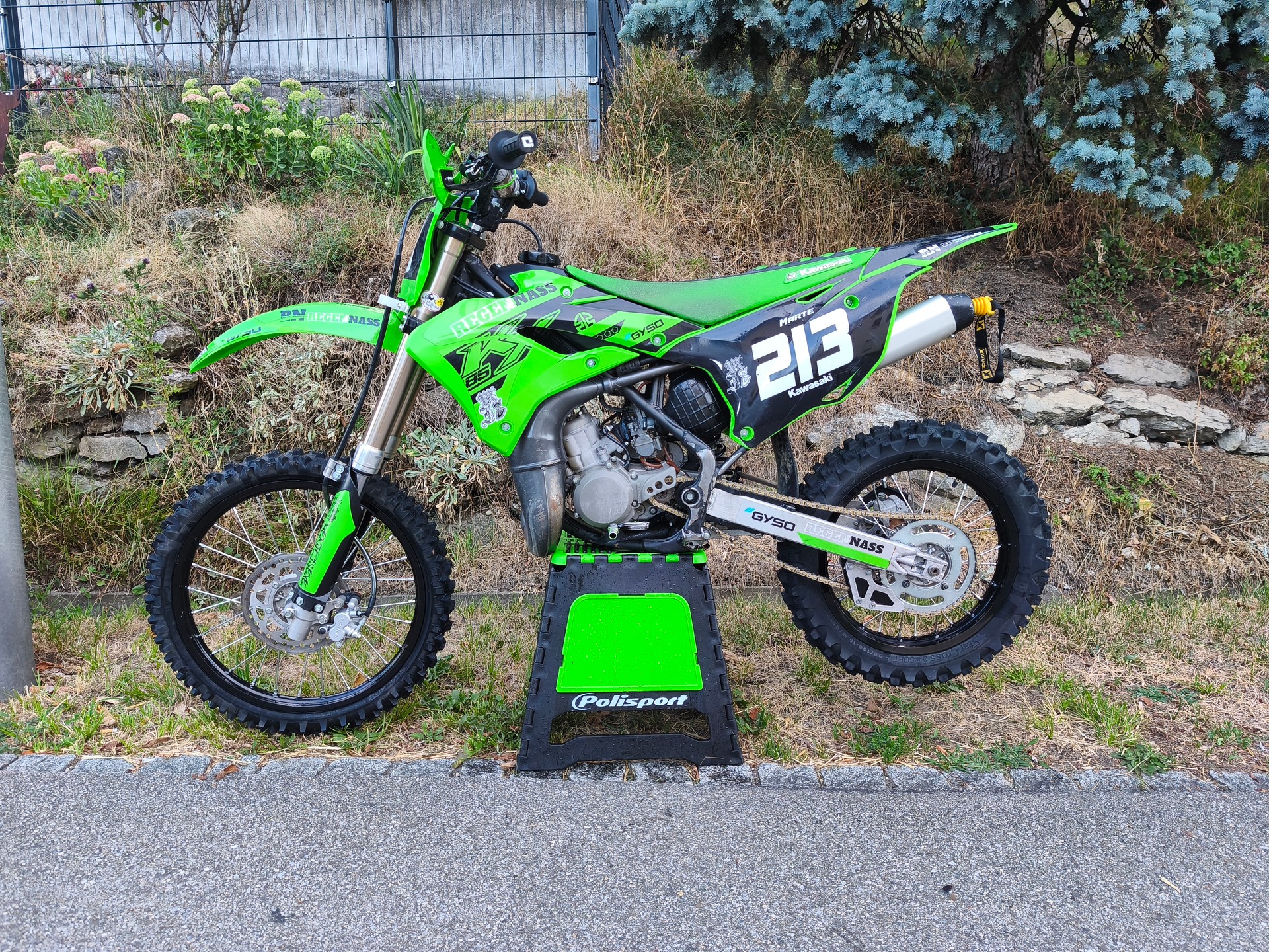 KAWASAKI KX85