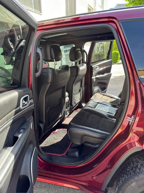 JEEP 6.4 V8 HEMI SRT8-image-1