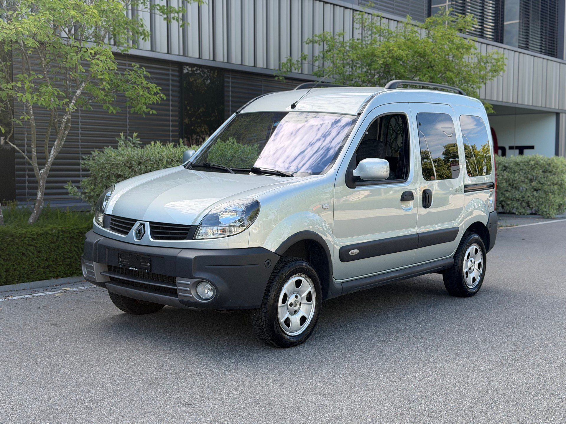RENAULT Kangoo 1.6 16V Privilège 4x4
