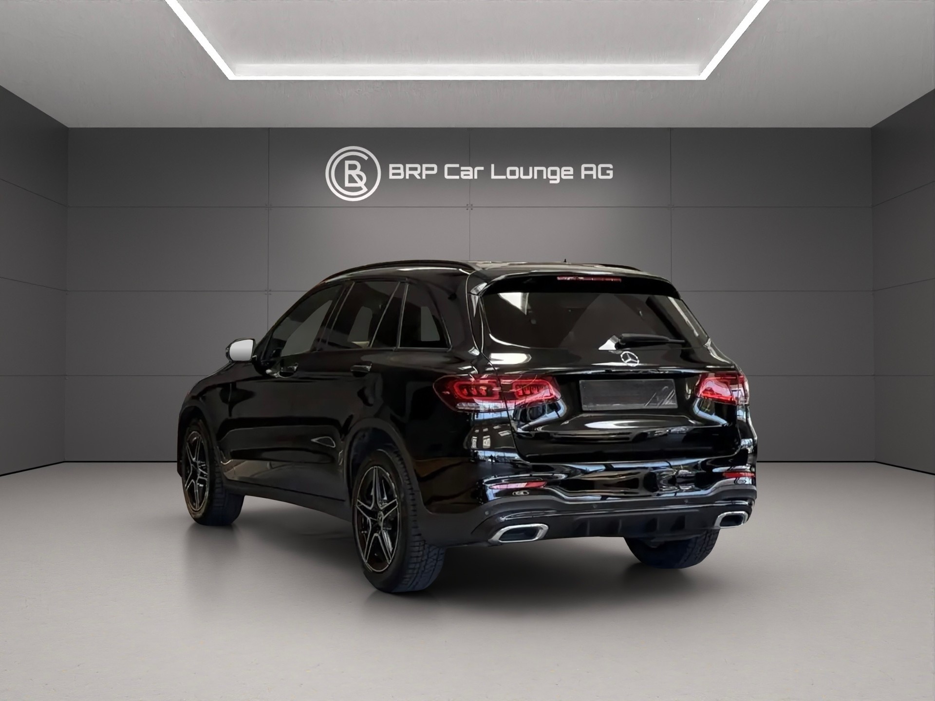 MERCEDES-BENZ GLC 200 d AMG Line 4Matic 9G-Tronic-image-2