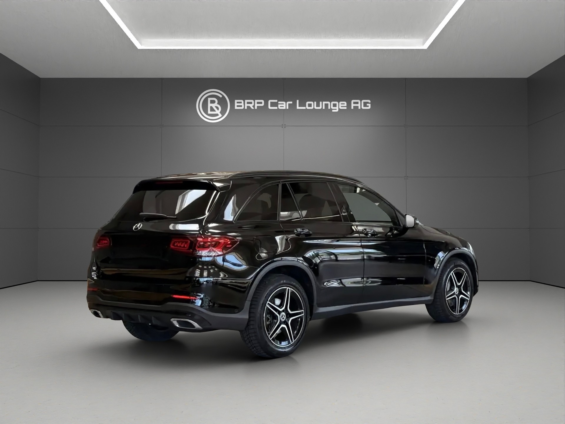 MERCEDES-BENZ GLC 200 d AMG Line 4Matic 9G-Tronic-image-3
