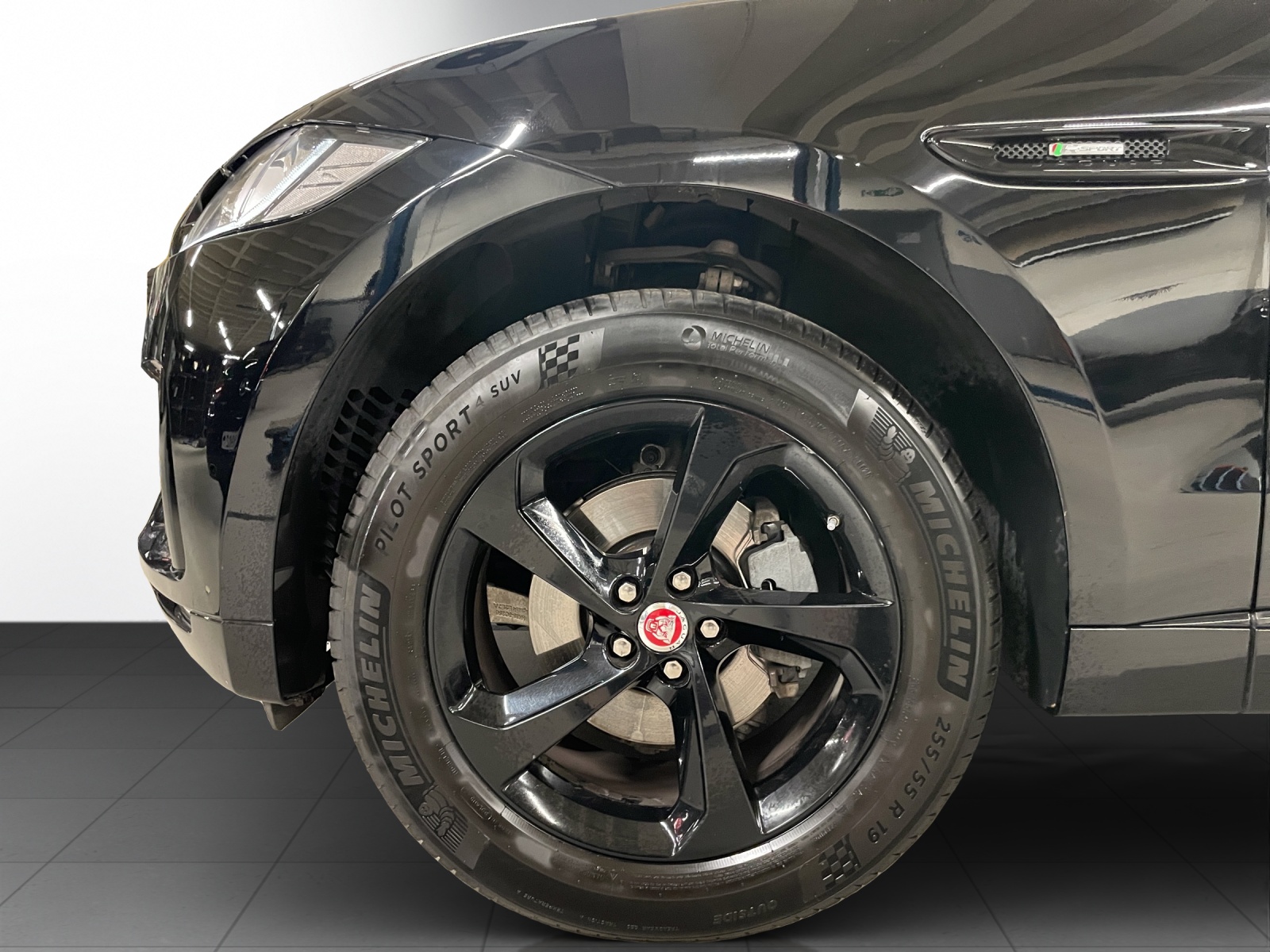 JAGUAR F-Pace 2.0d R-Sport AWD Automatik-image-6
