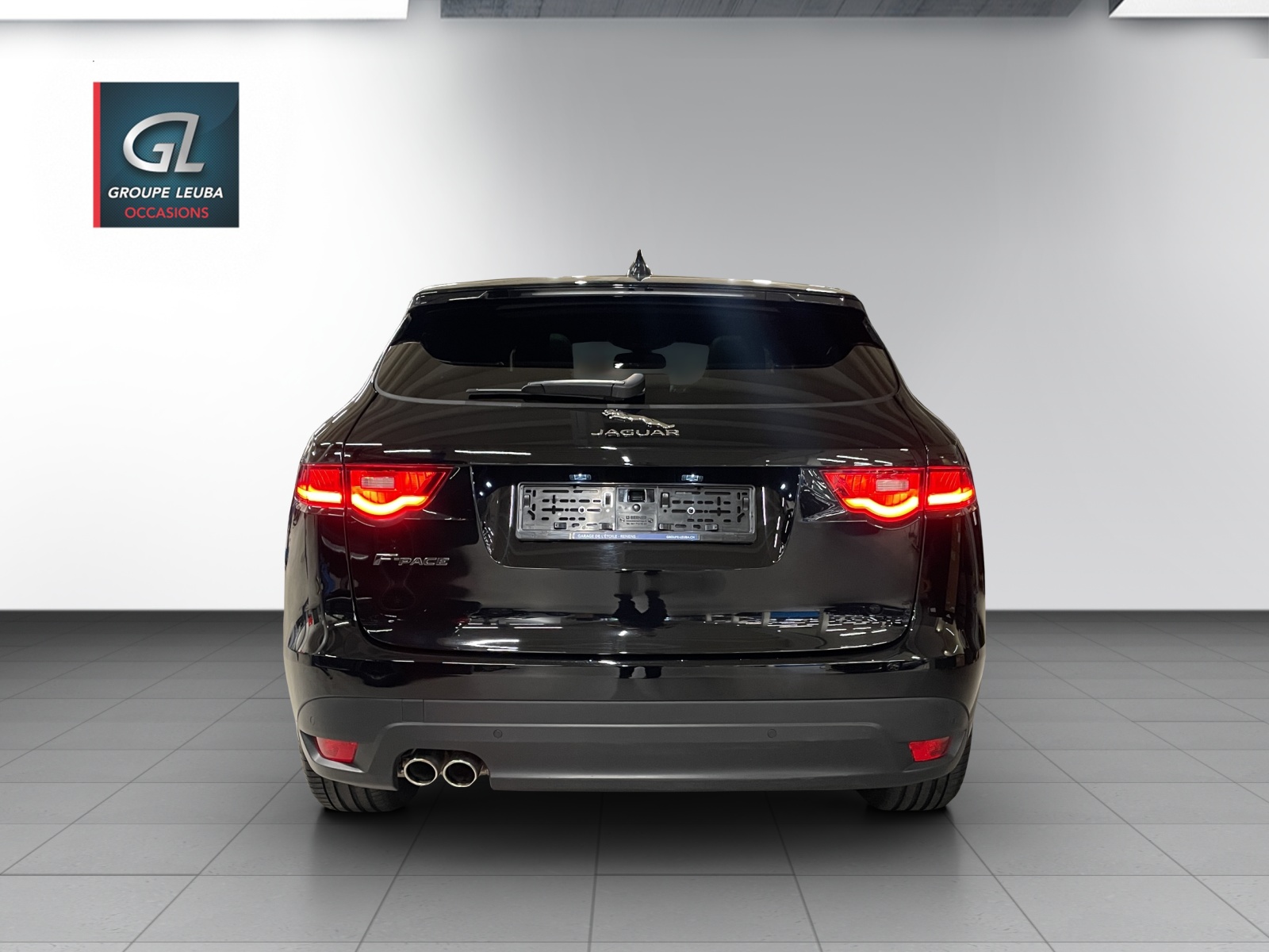 JAGUAR F-Pace 2.0d R-Sport AWD Automatik-image-4