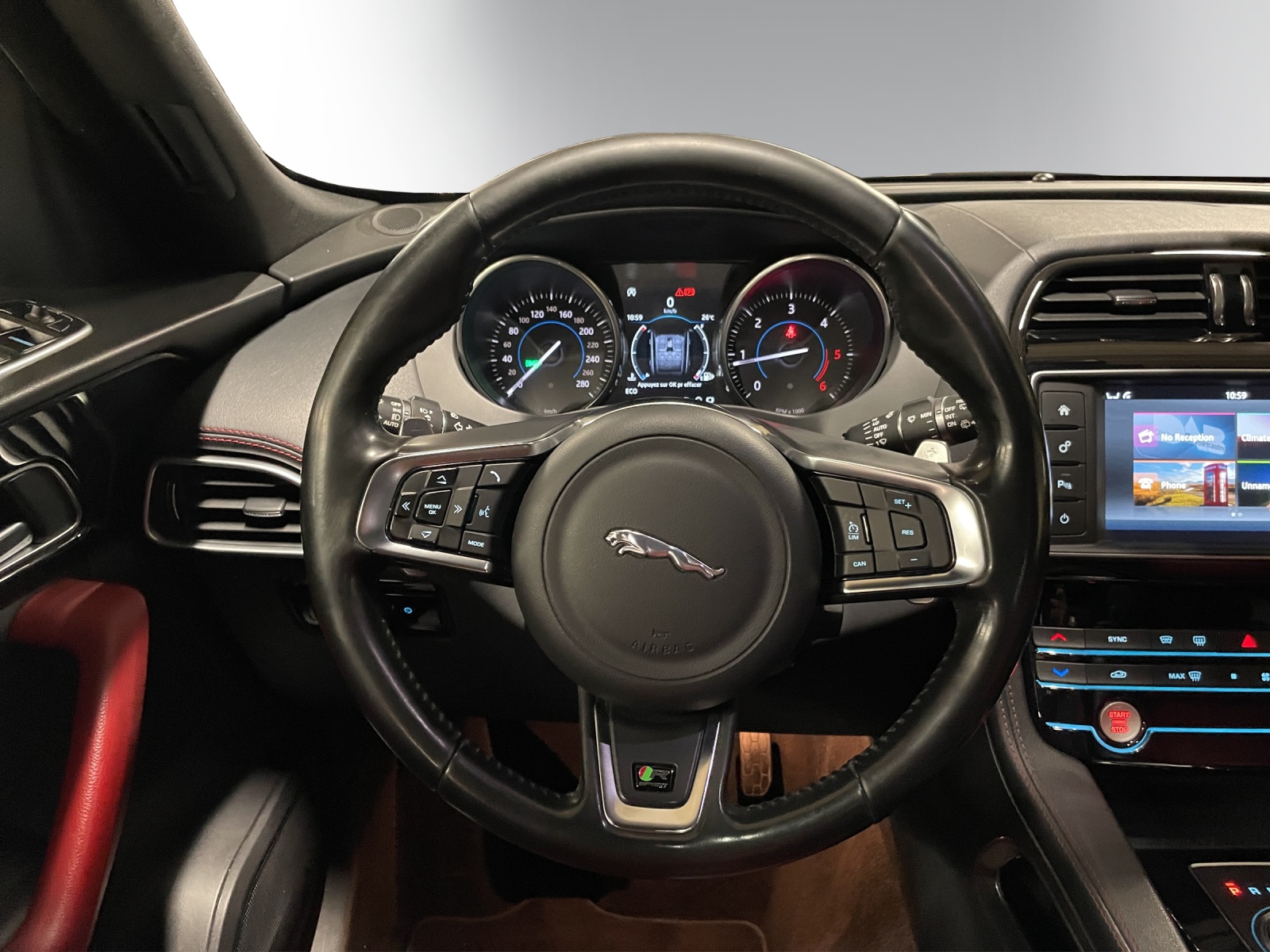 Image JAGUAR F-PACE F-Pace 2.0d R-Sport AWD Automatik