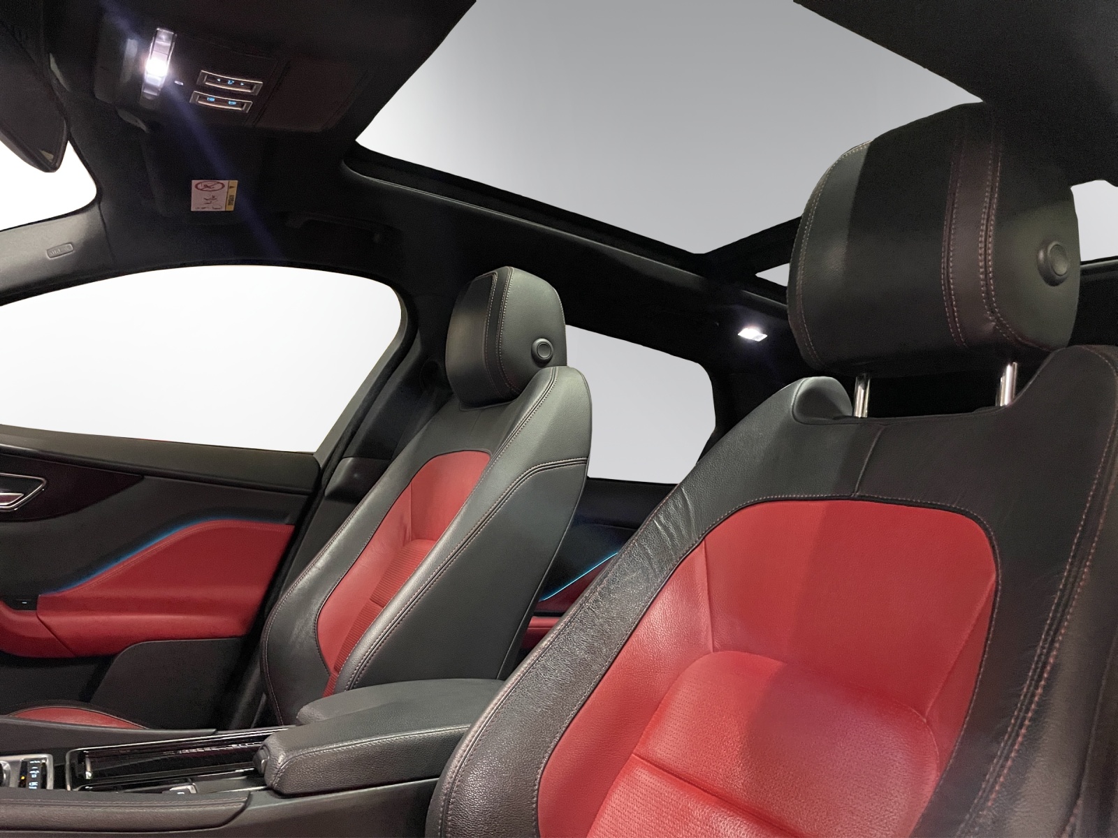 JAGUAR F-Pace 2.0d R-Sport AWD Automatik-image-9