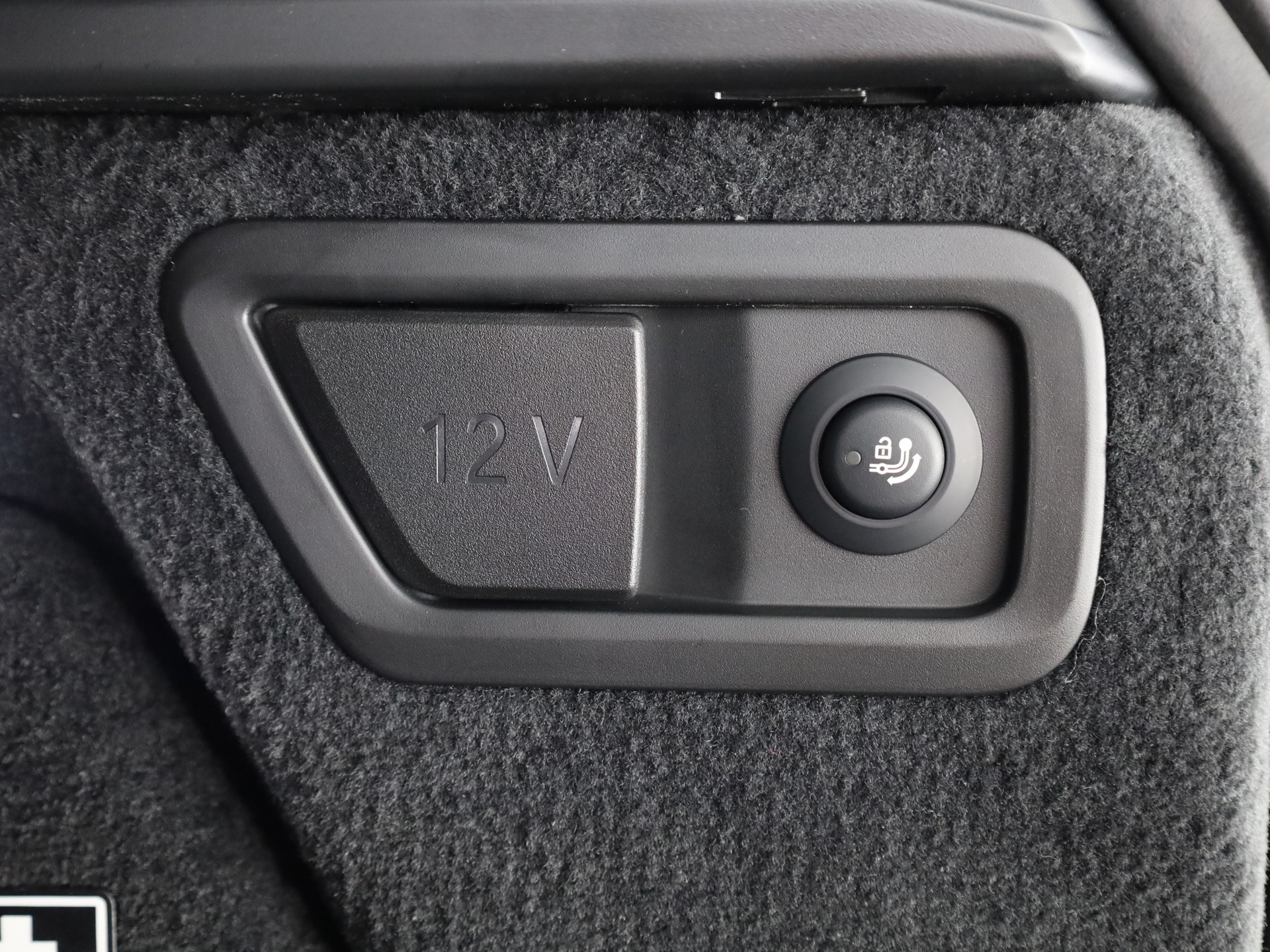 BMW X7 40i xDrive-image-7