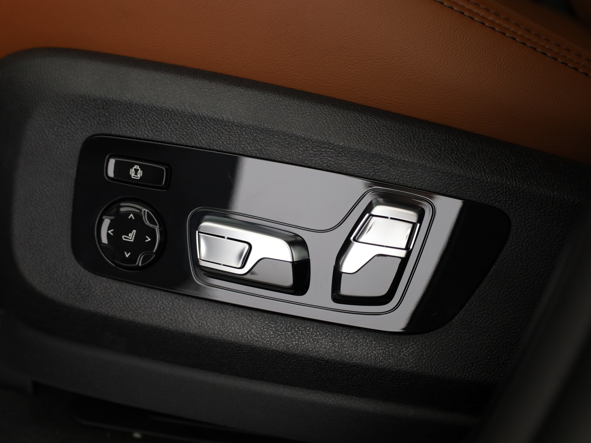 BMW X7 40i xDrive-image-12