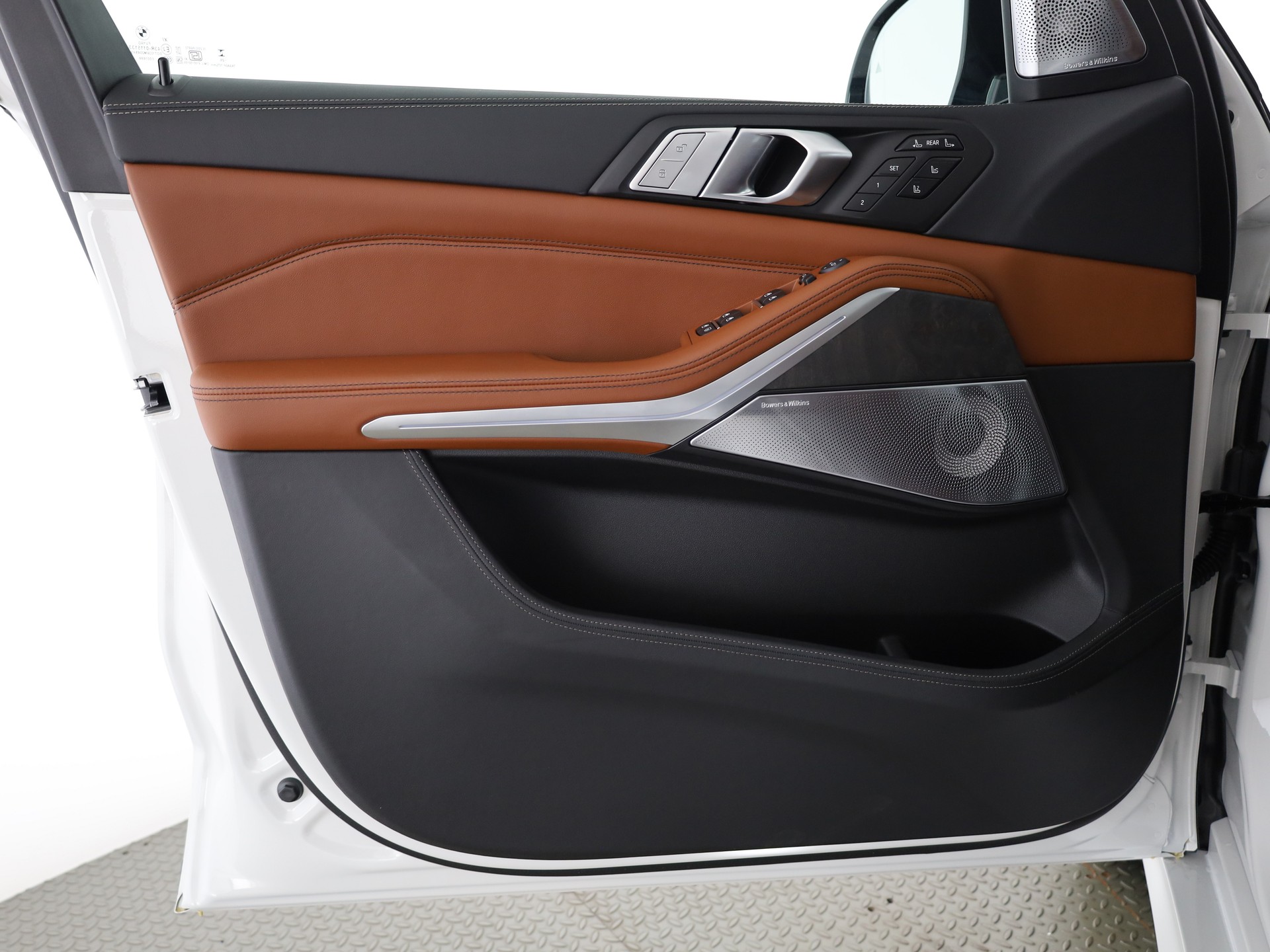 BMW X7 40i xDrive-image-10