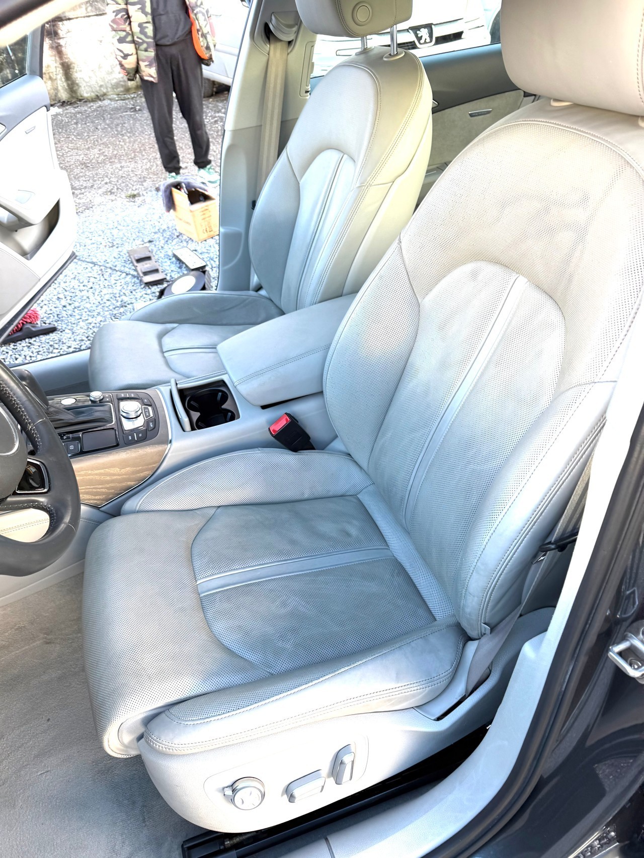 AUDI A6 Avant 3.0 TDI V6 Attraction S-tronic-image-7