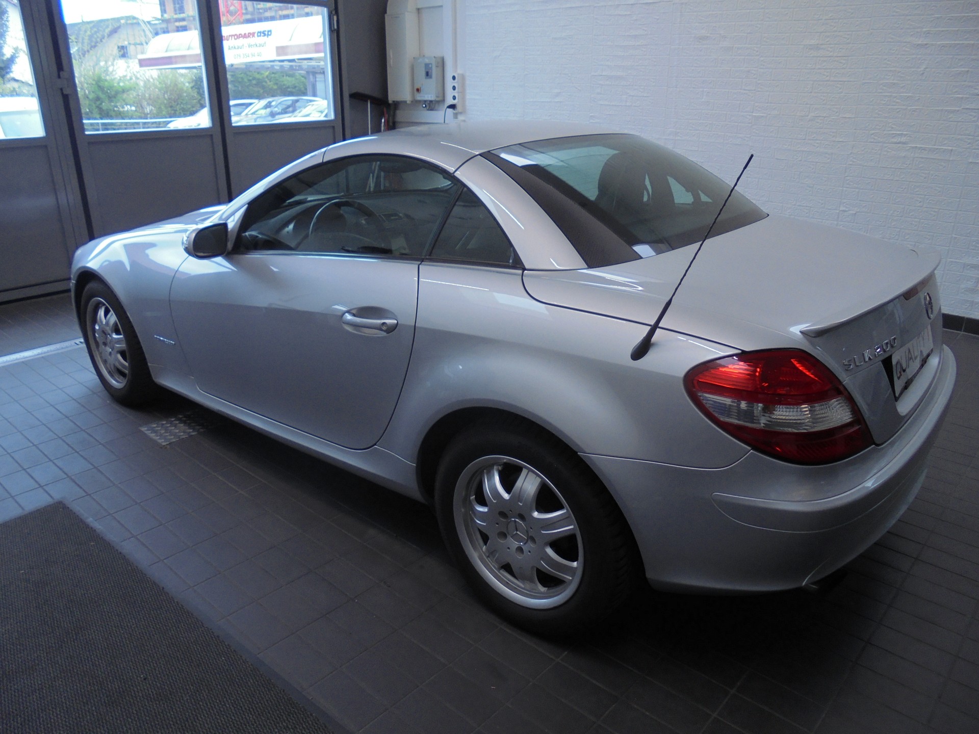 MERCEDES-BENZ SLK 200 Kompressor-image-3