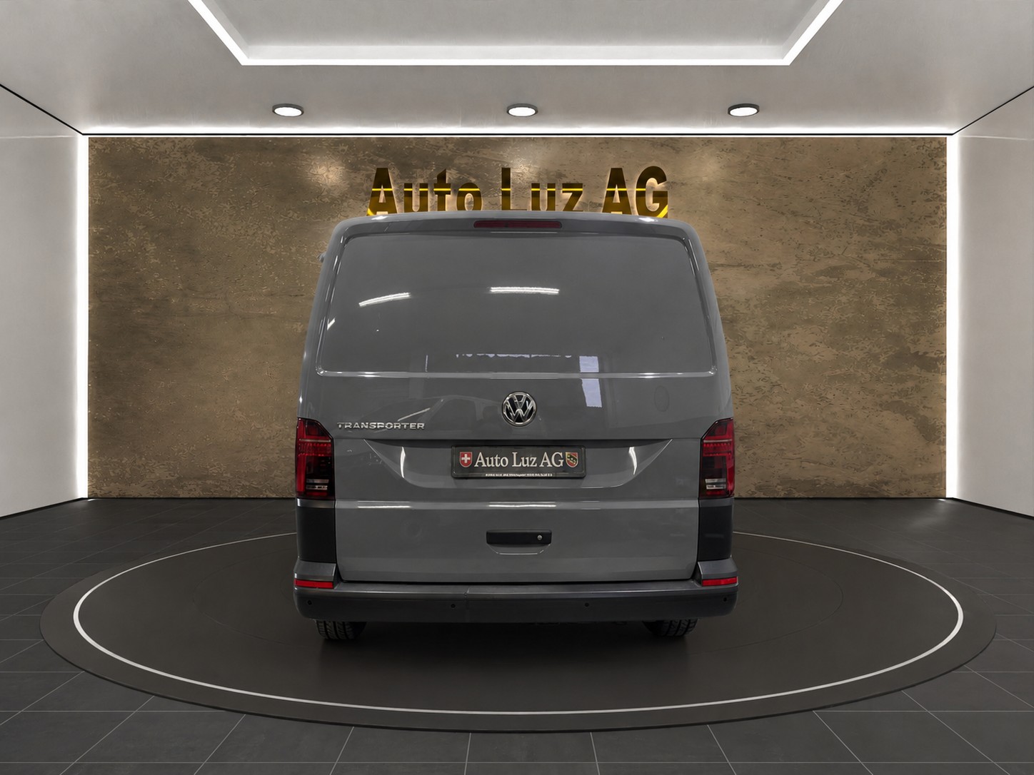 VW T6.1 2.0 TDI 4Motion DSG-image-2