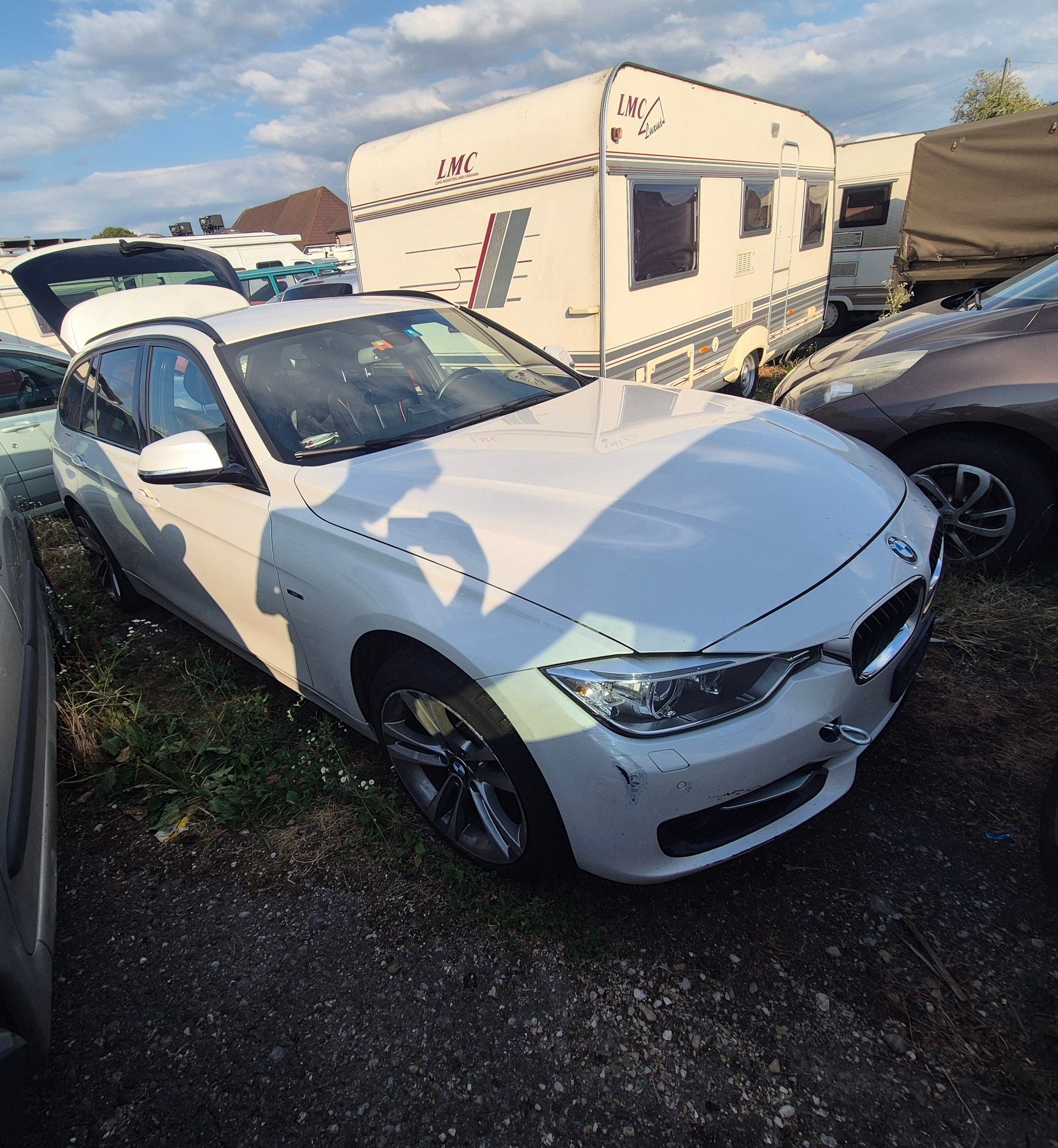 BMW 320d Touring Modern Line Steptronic-image-1