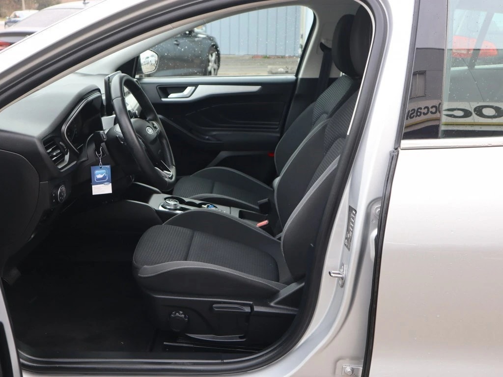 FORD Focus 1.5 TDCi Trend Automatic ** Navigation ** Parc D.Control v+h ** Klimaanlage ** Tempomat **-image-10