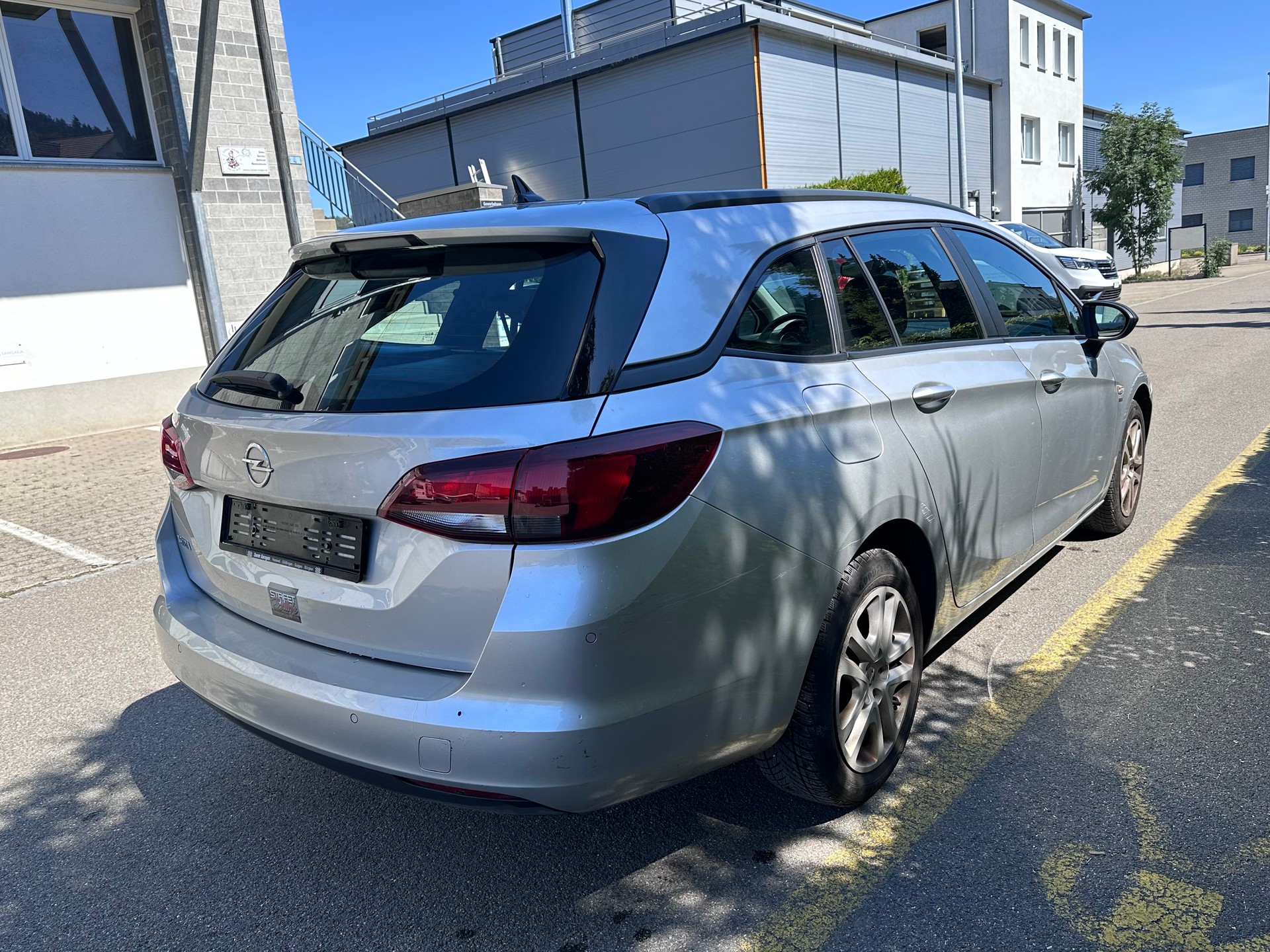 OPEL Astra Sports Tourer 1.6 CDTi ecoF Excellence Autom-image-3