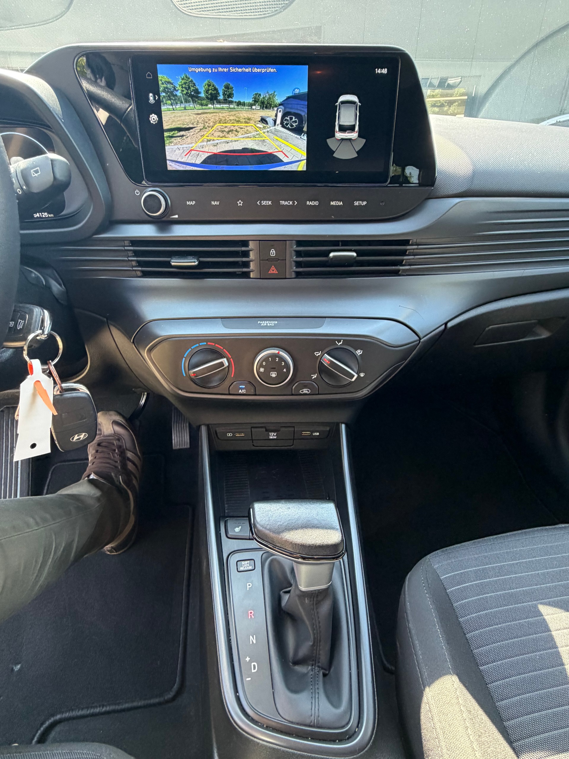 HYUNDAI i20 1.0 T-GDi Amplia 48V MH DCT-image-9