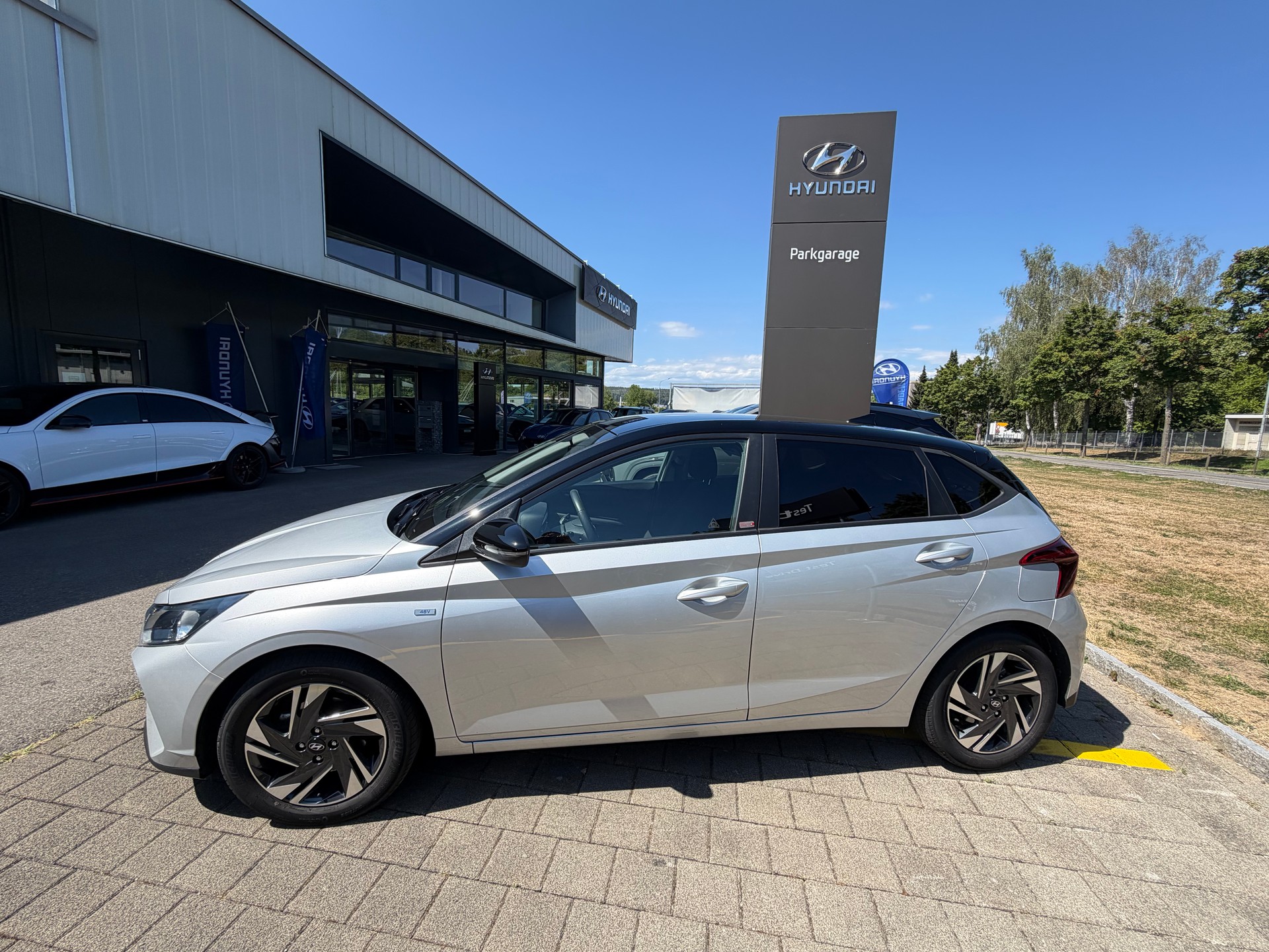HYUNDAI i20 1.0 T-GDi Amplia 48V MH DCT-image-1