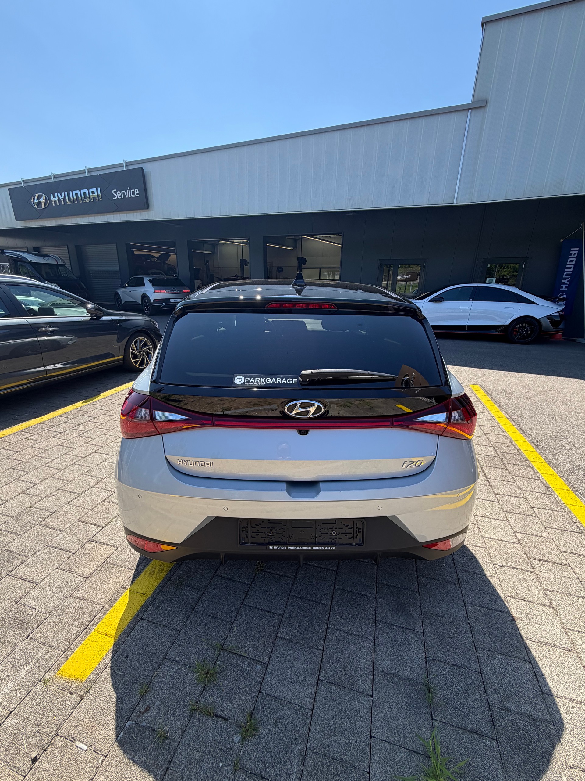 HYUNDAI i20 1.0 T-GDi Amplia 48V MH DCT-image-2