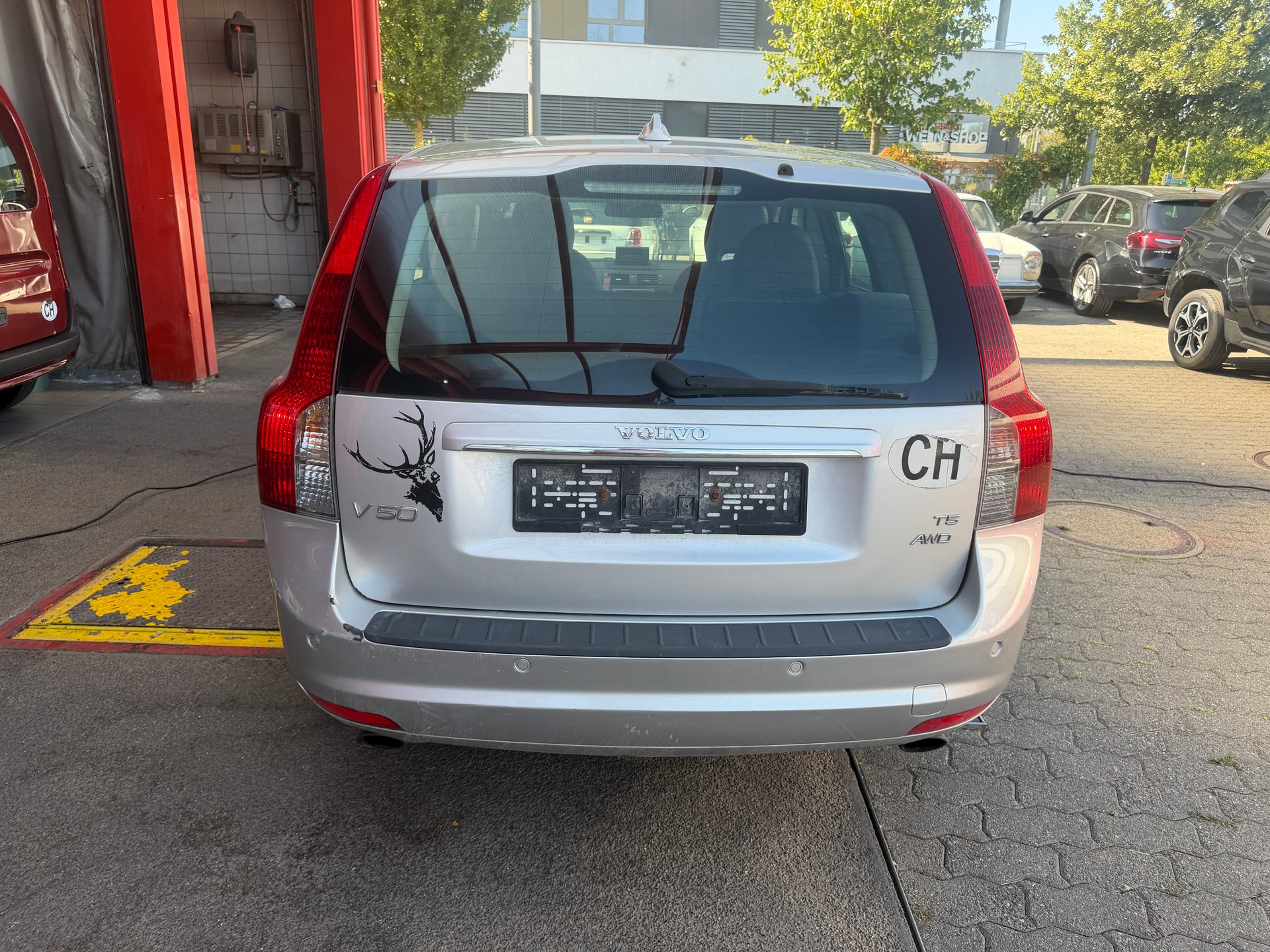 VOLVO V50 T5 AWD Momentum-image-5