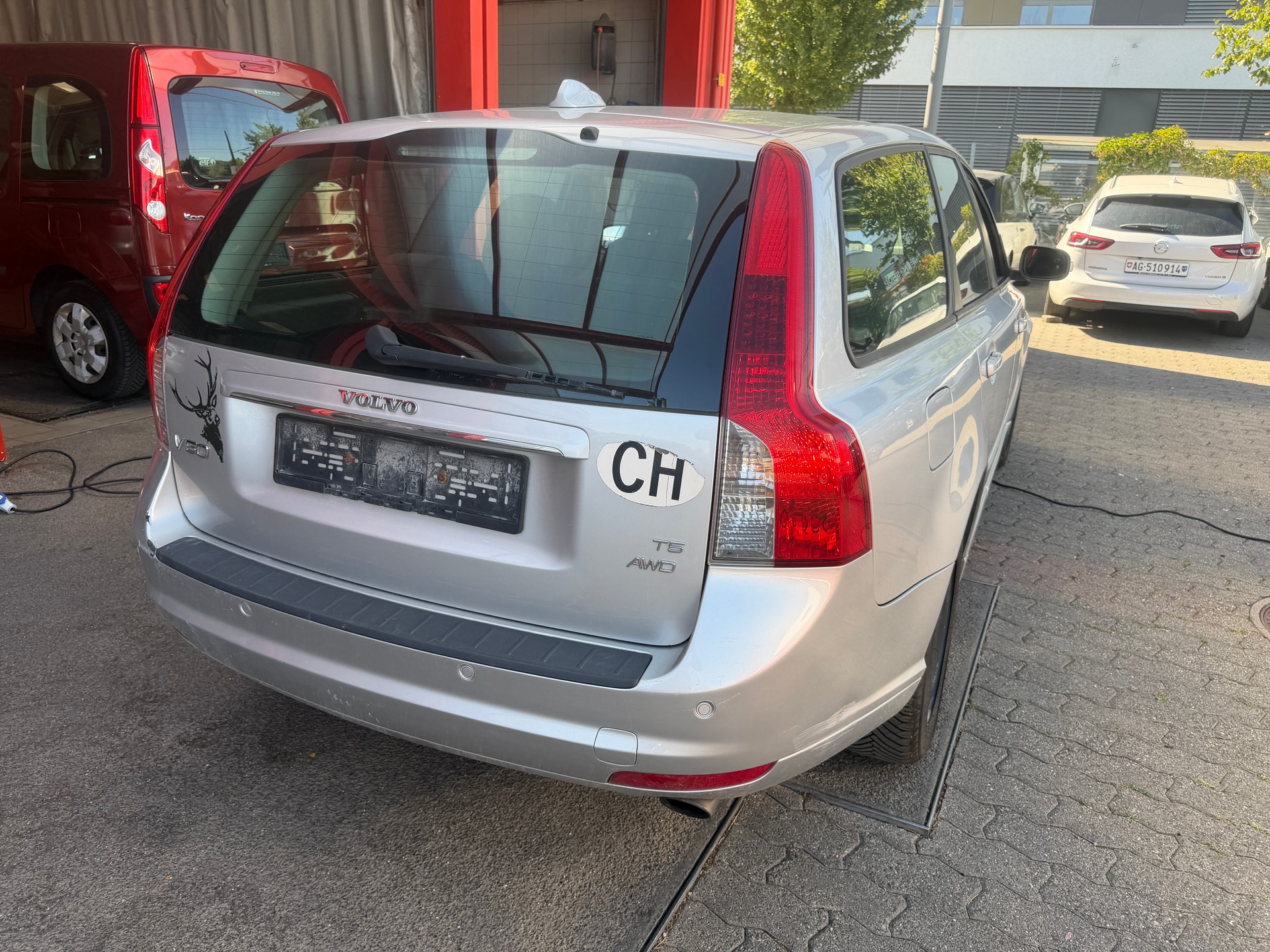VOLVO V50 T5 AWD Momentum-image-7