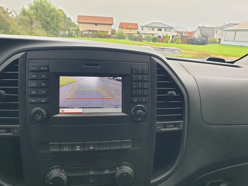 MERCEDES-BENZ Vito 114 BlueTEC L 7G-Tronic Euro 6 ** Lange Version mit Werkstatt Einrichtung ** Navi +RF-kamera **-image-9