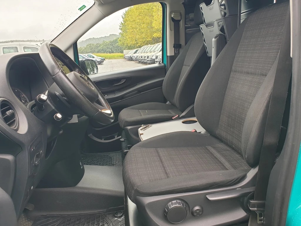 MERCEDES-BENZ Vito 114 BlueTEC L 7G-Tronic Euro 6 ** Lange Version mit Werkstatt Einrichtung ** Navi +RF-kamera **-image-10