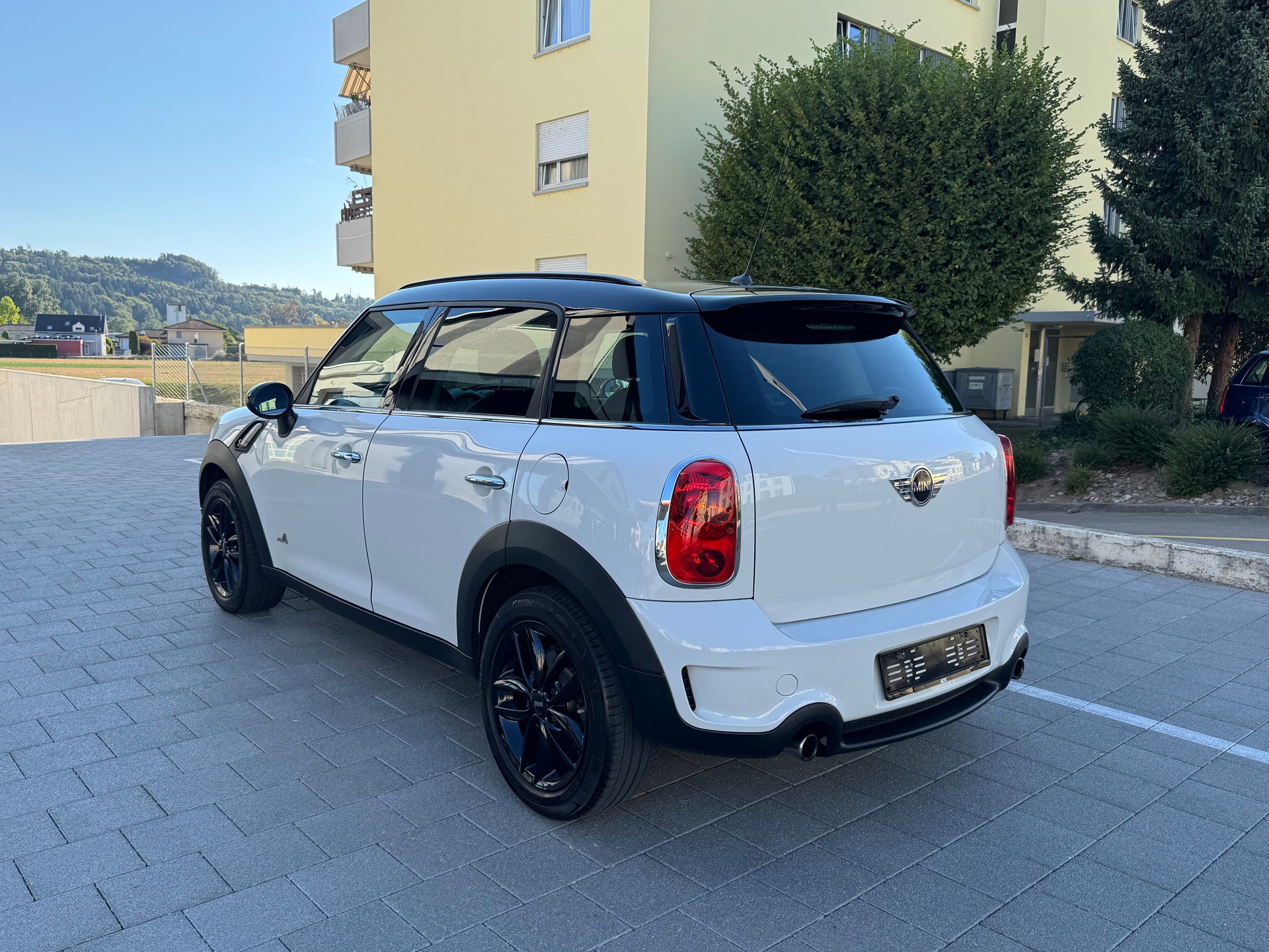 MINI Countryman Cooper S ALL4-image-2