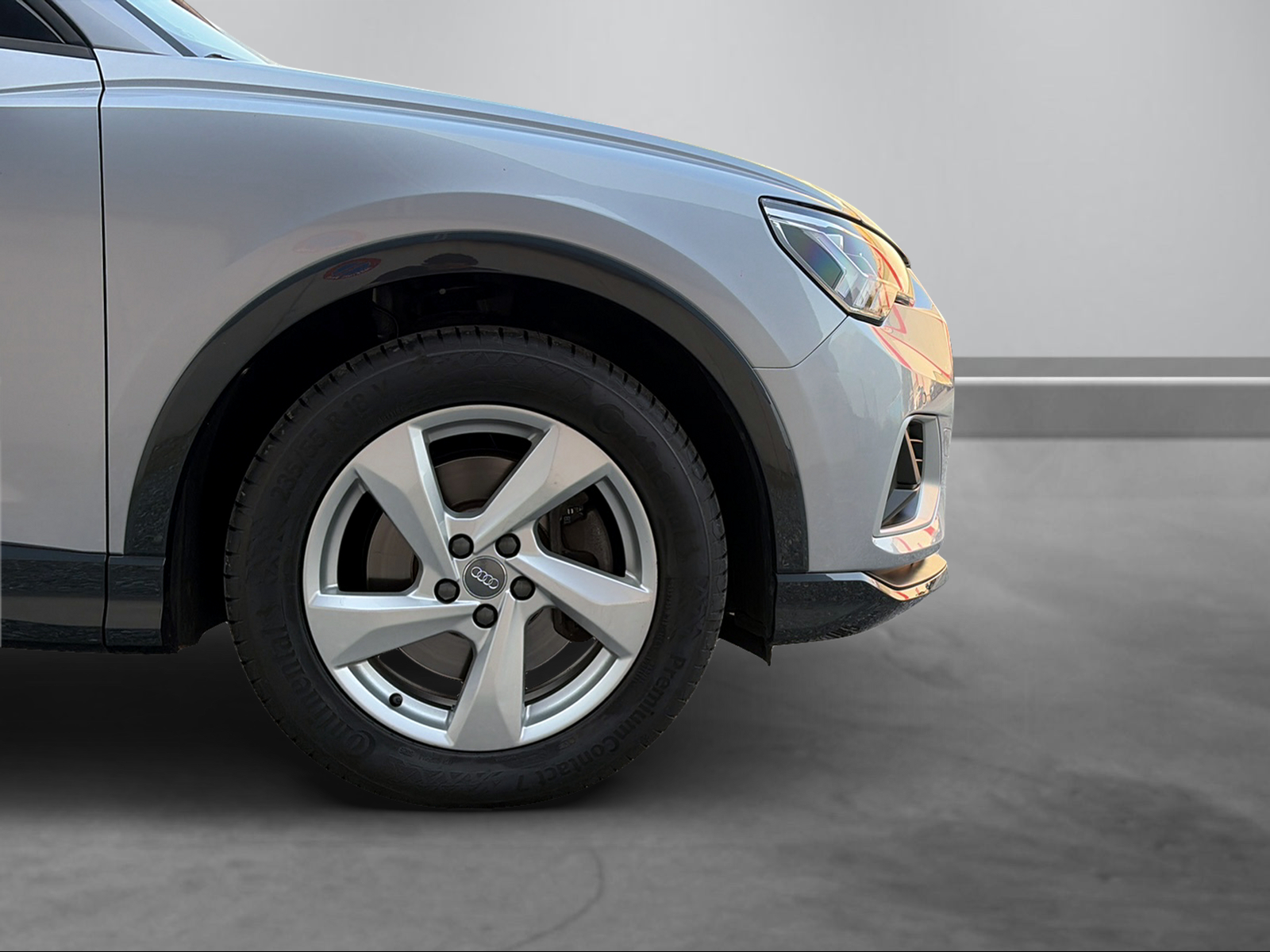 AUDI Q3 40 TFSI advanced quattro S-tronic-image-13