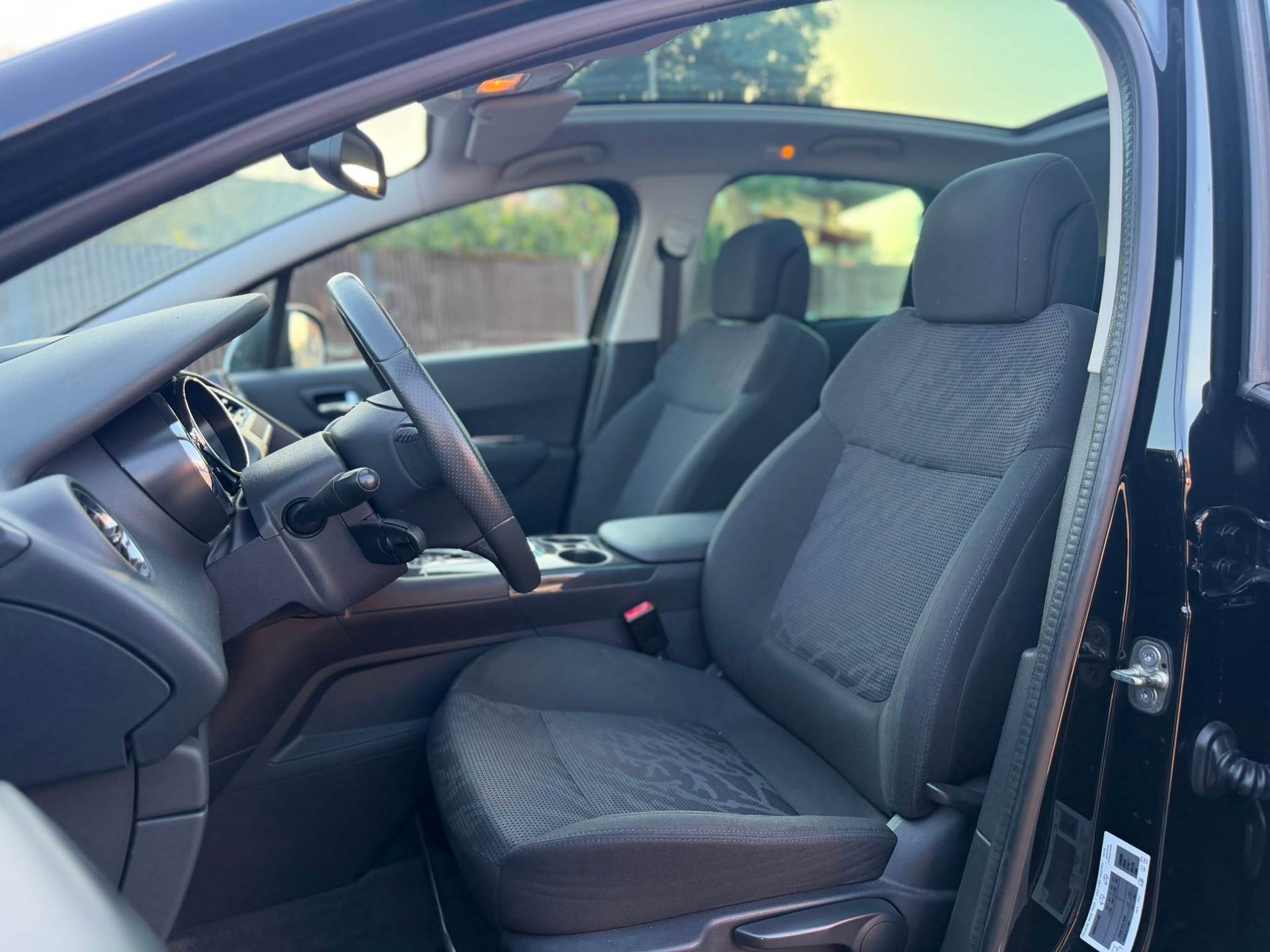 PEUGEOT 3008 1.6 16V T Sport Pack Tiptronic-image-4