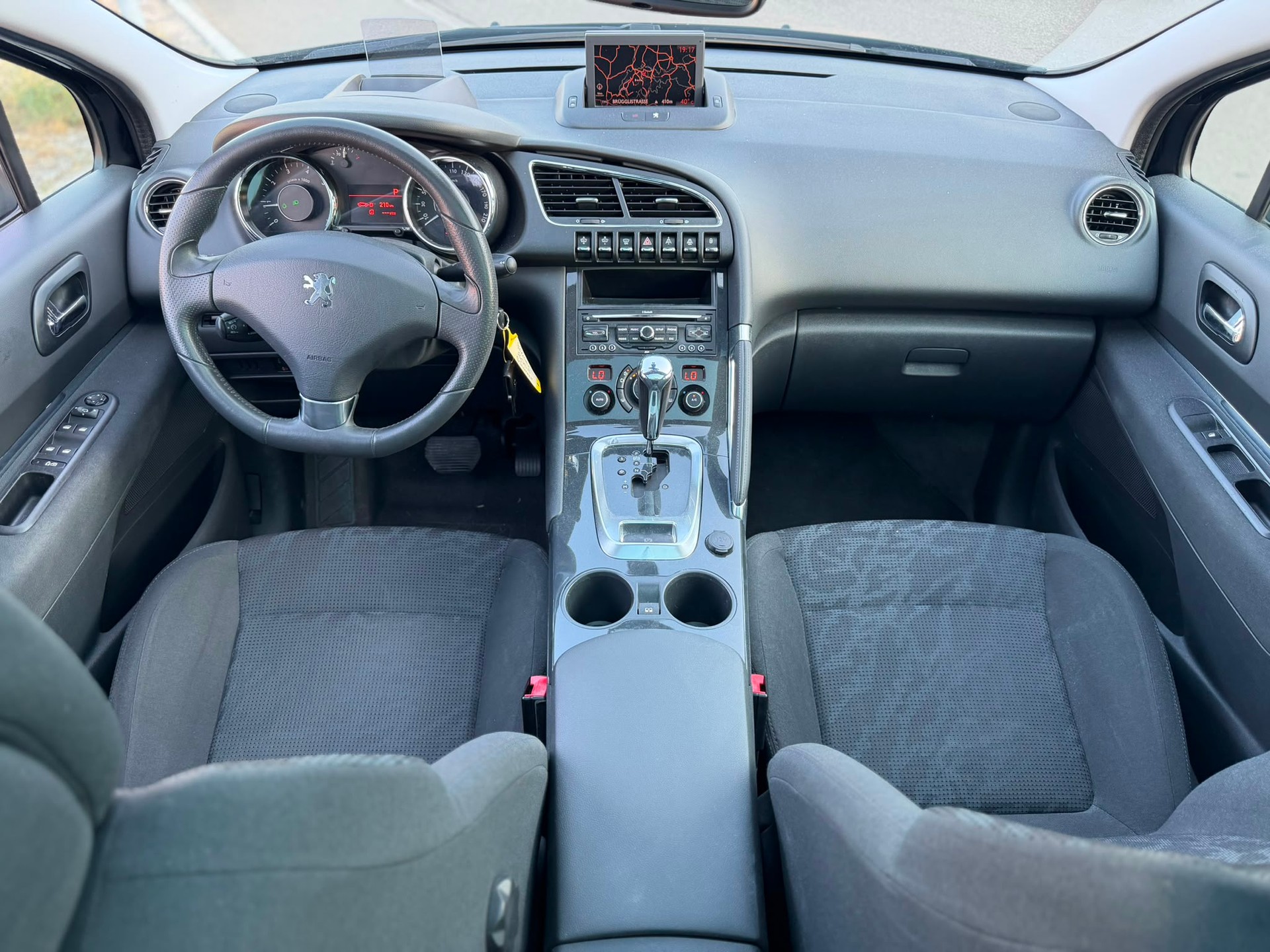PEUGEOT 3008 1.6 16V T Sport Pack Tiptronic-image-6
