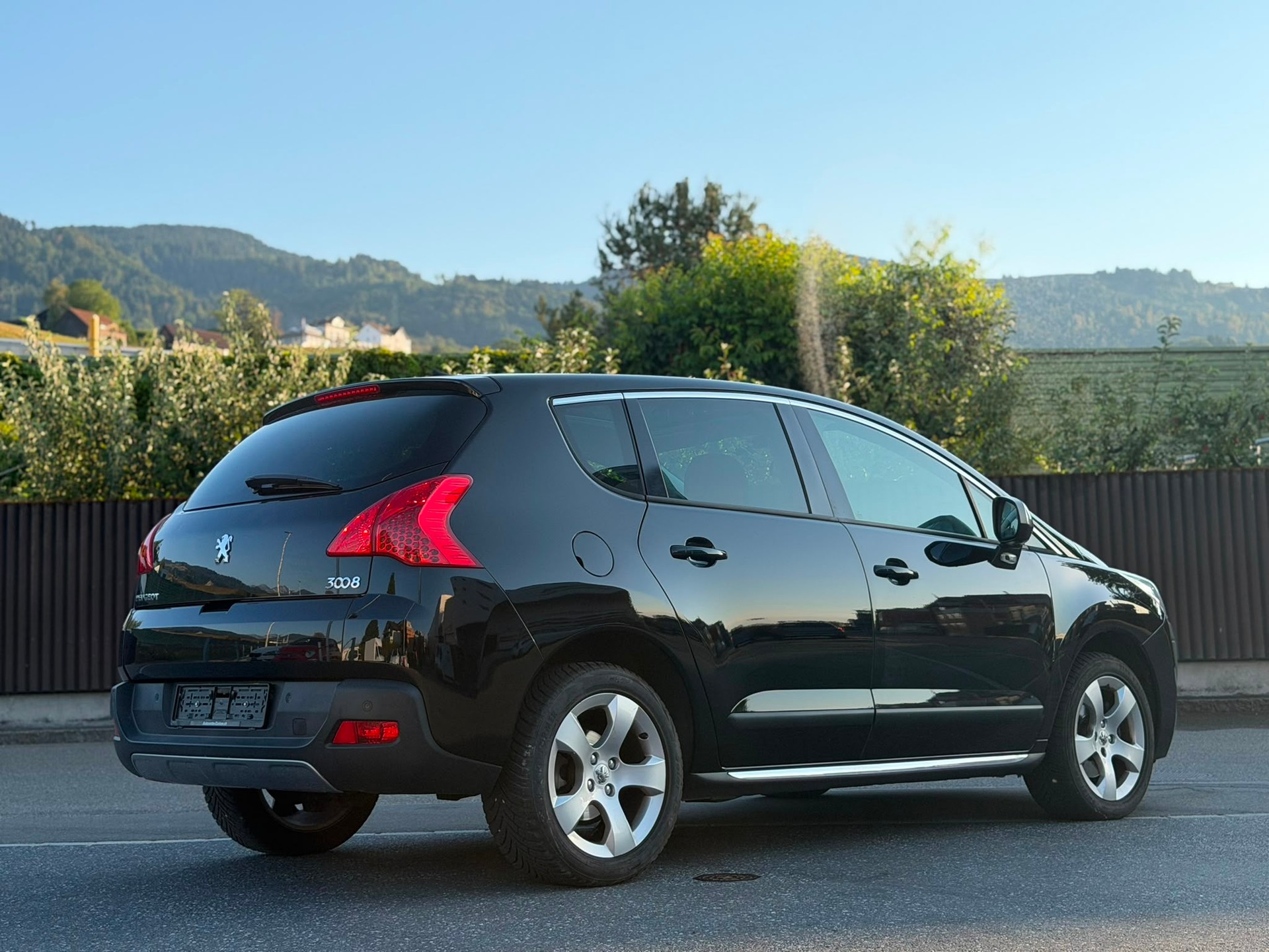 PEUGEOT 3008 1.6 16V T Sport Pack Tiptronic-image-2