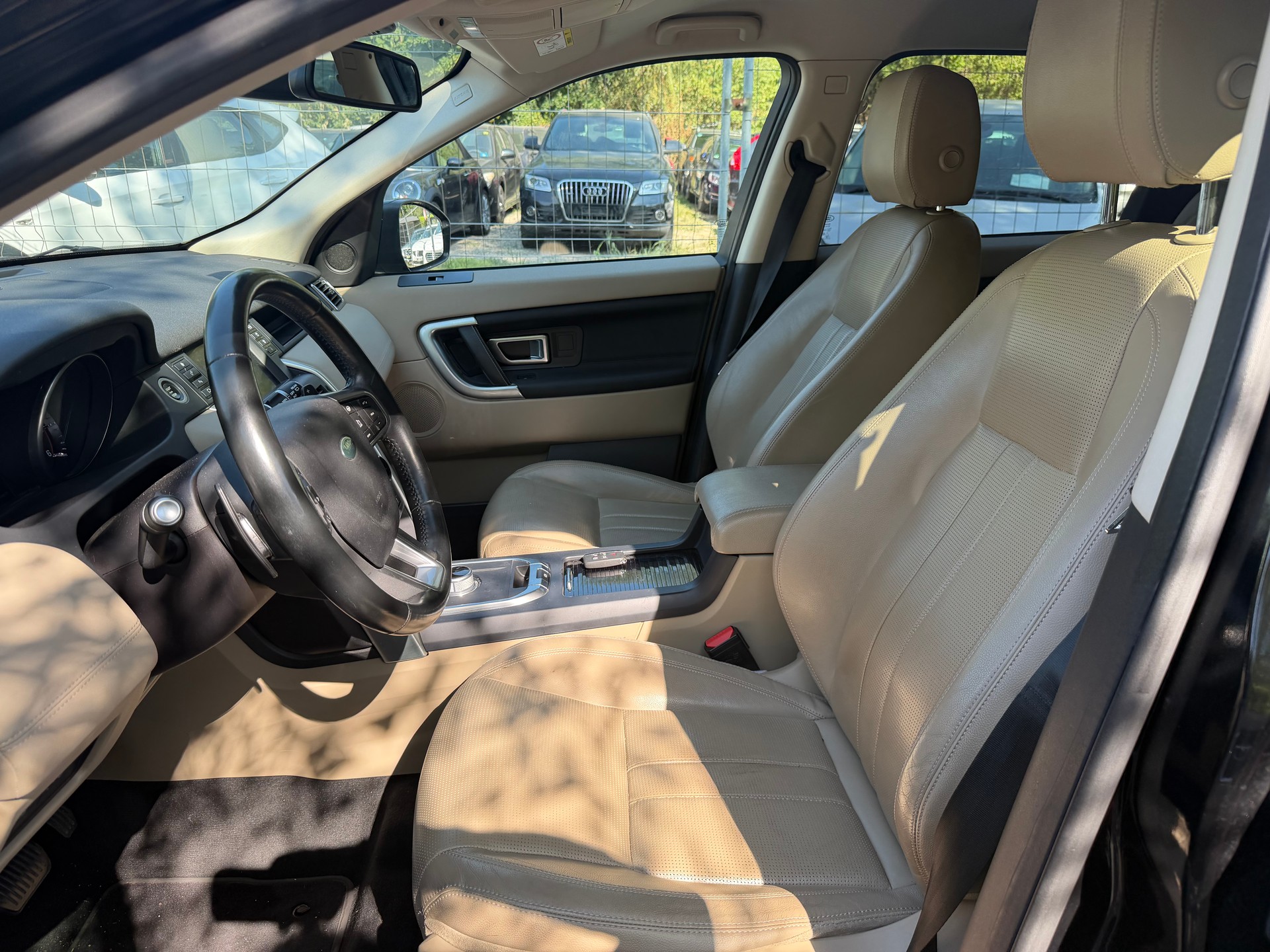 LAND ROVER Discovery Sport 2.0 TD4 HSE AT9-image-7