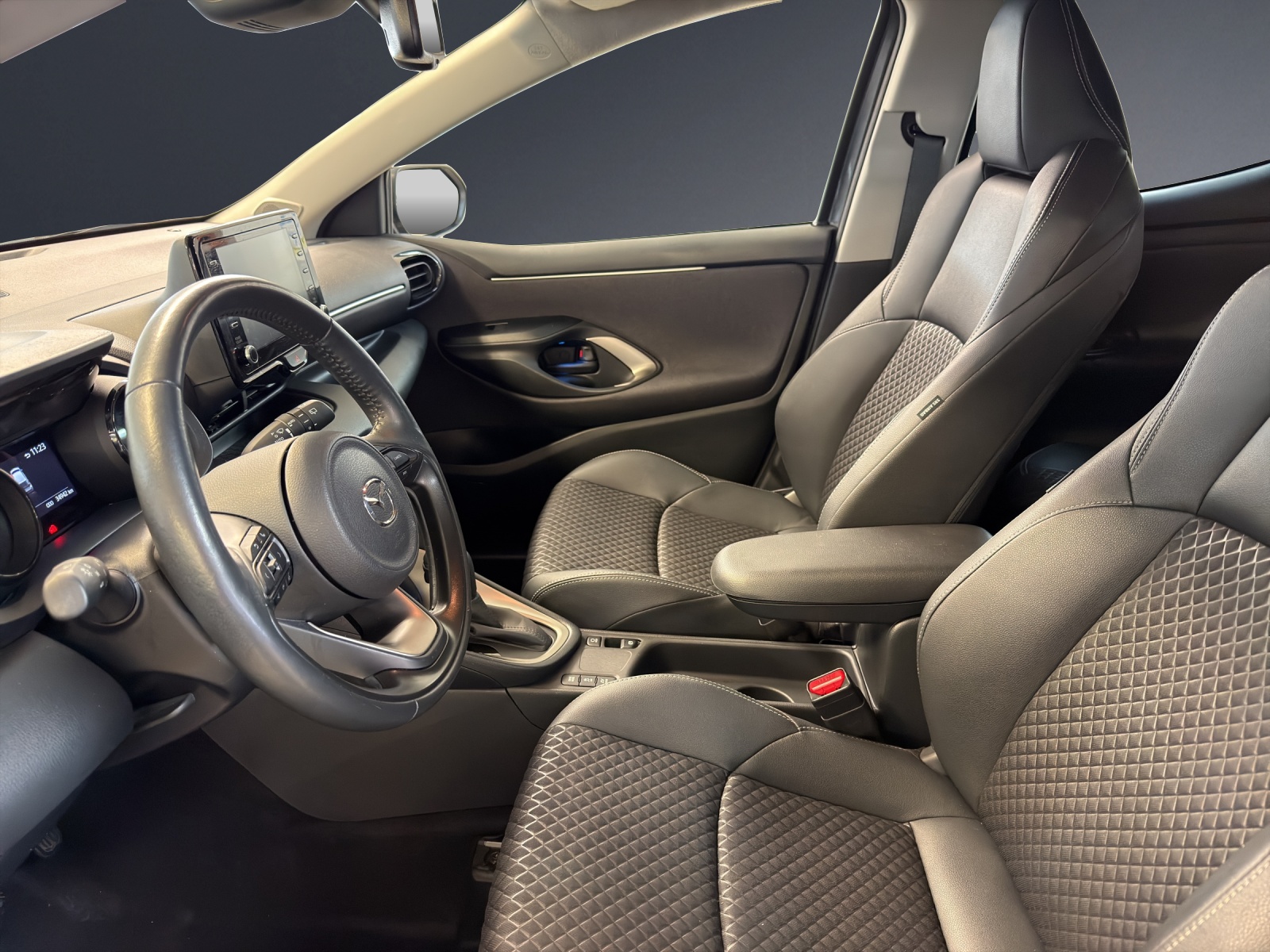 MAZDA 2 Hybrid Select-image-6