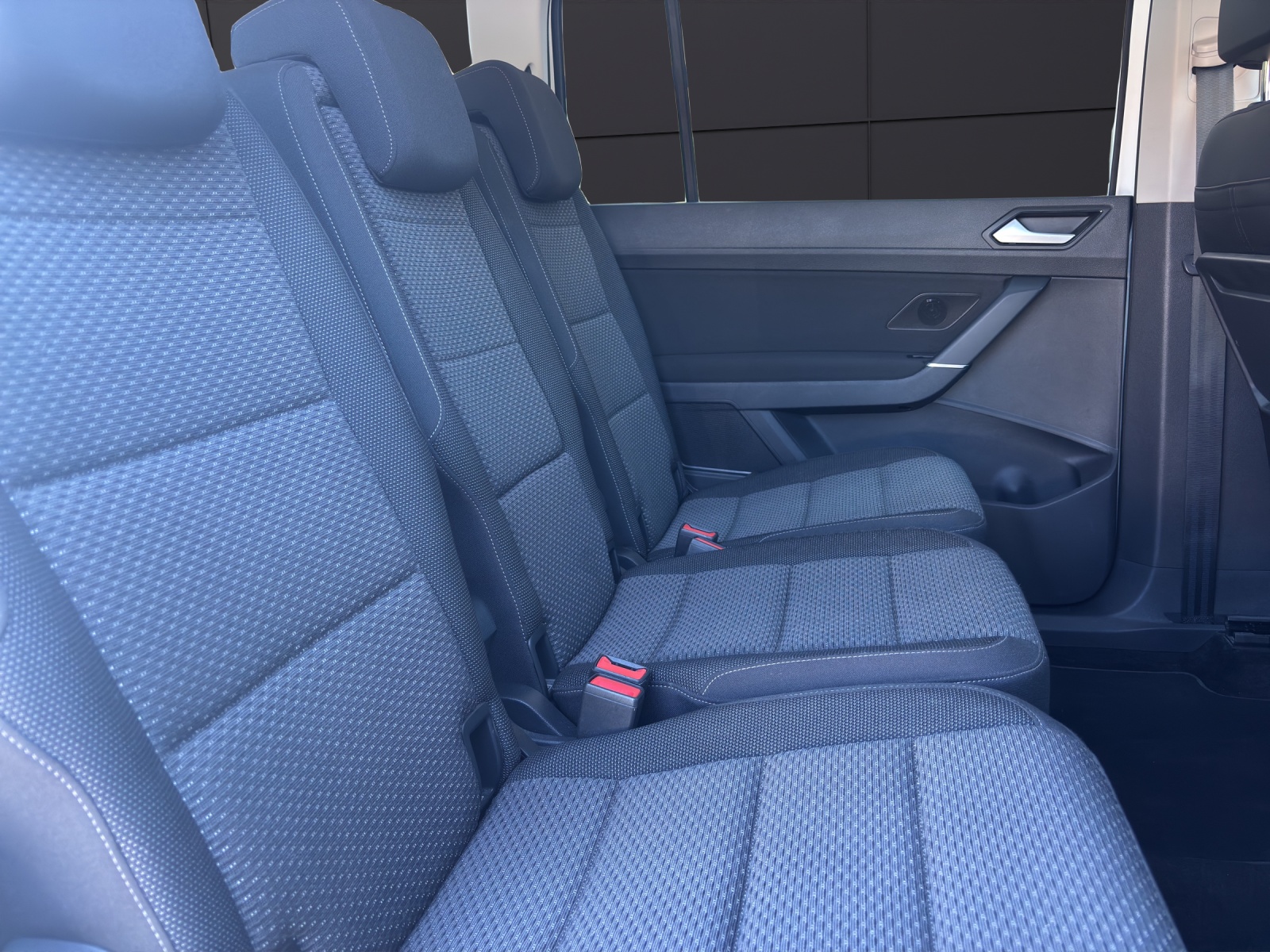 VW Touran 2.0 TDI BlueMotion Technology Comfortline DSG-image-11