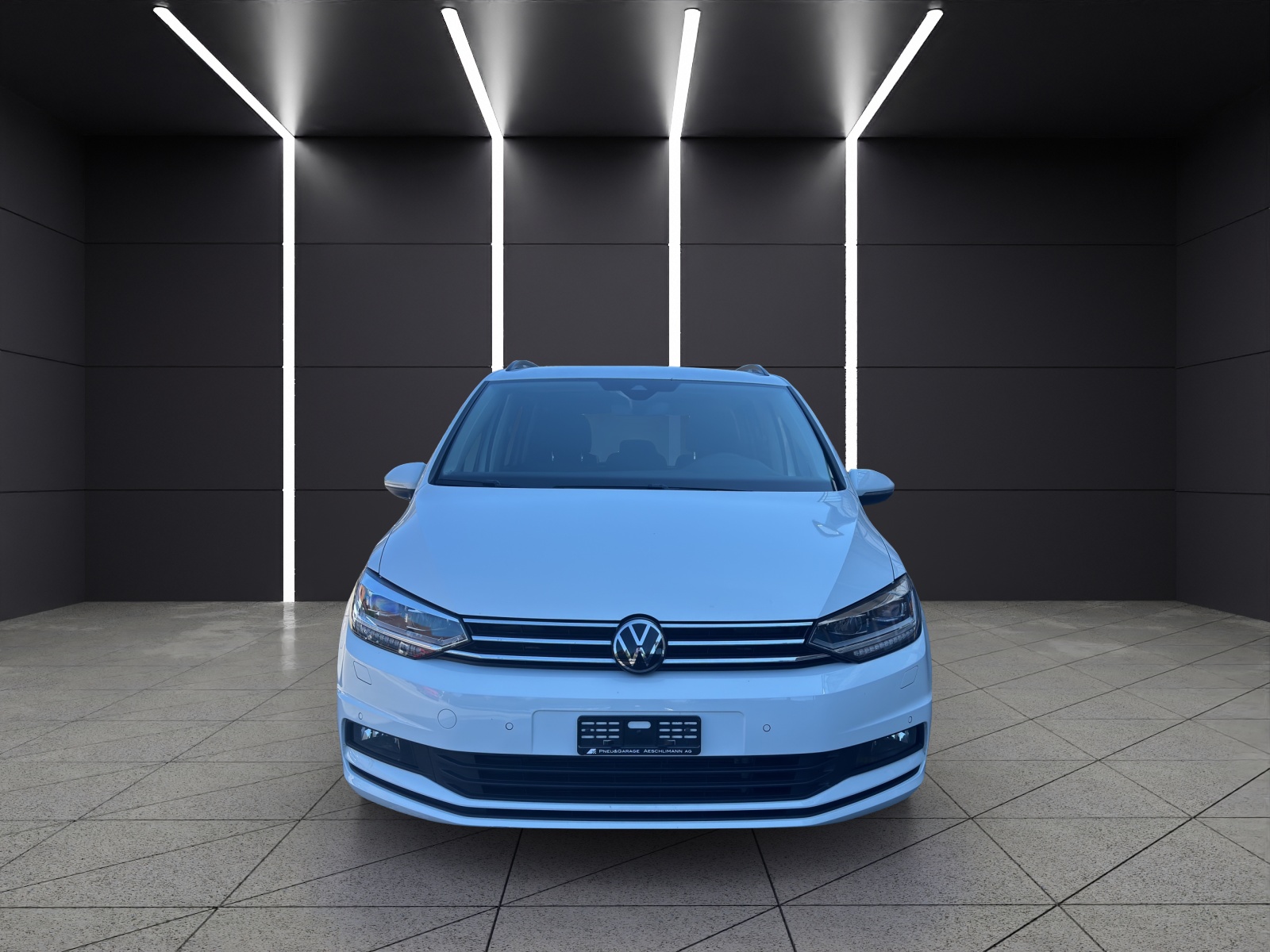 VW Touran 2.0 TDI BlueMotion Technology Comfortline DSG-image-1