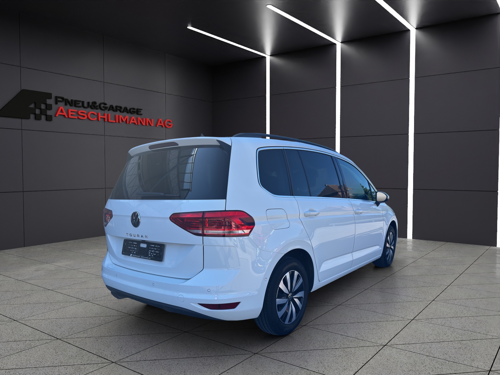 VW Touran 2.0 TDI BlueMotion Technology Comfortline DSG-image-6
