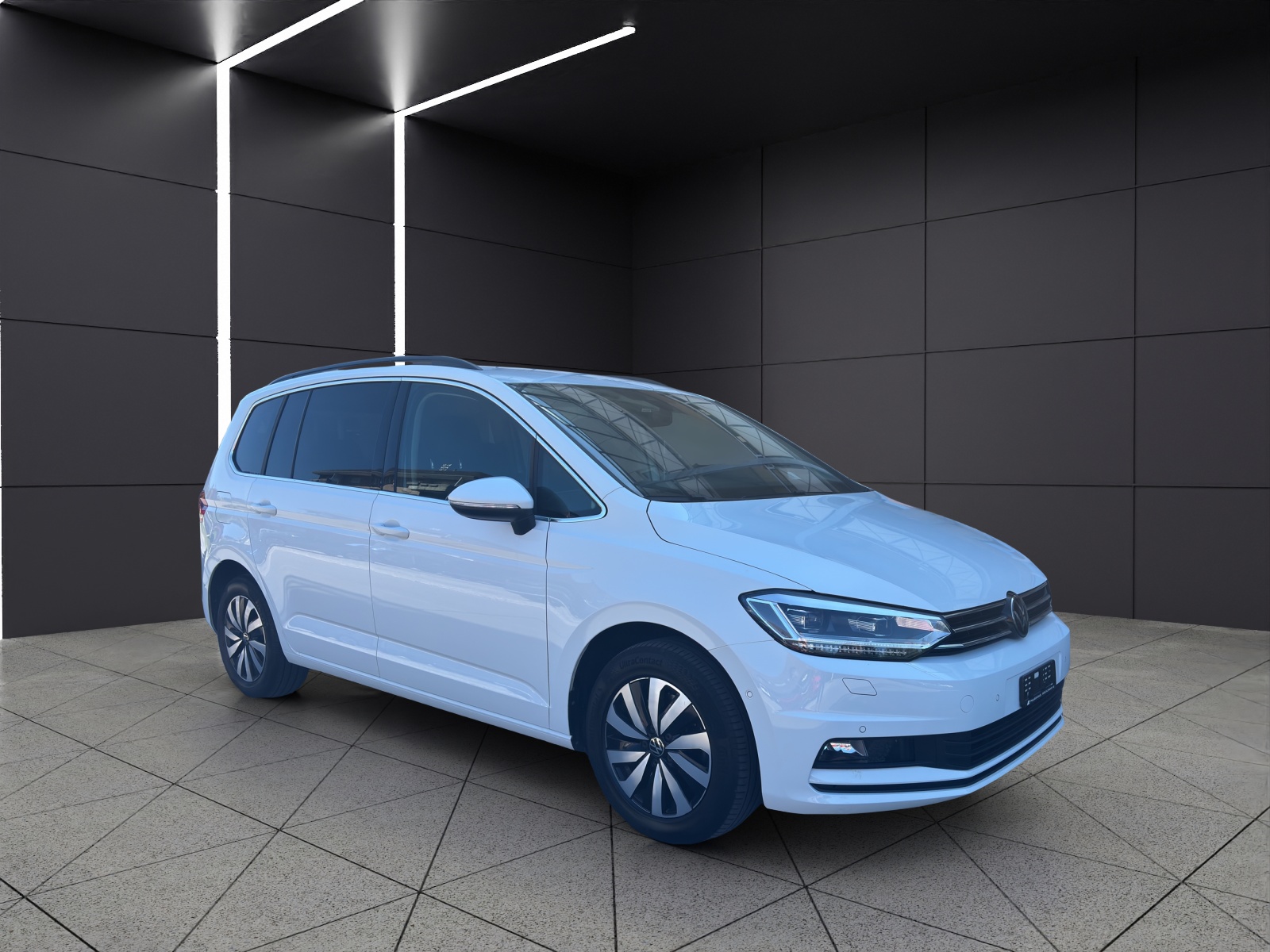 VW Touran 2.0 TDI BlueMotion Technology Comfortline DSG-image-8