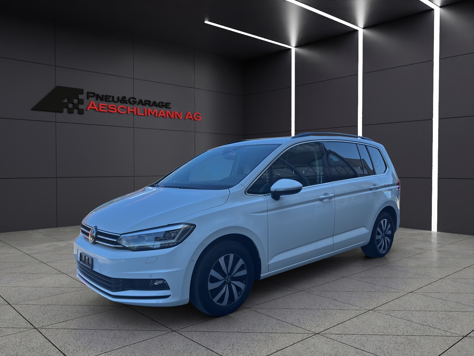 VW Touran 2.0 TDI BlueMotion Technology Comfortline DSG-image-0